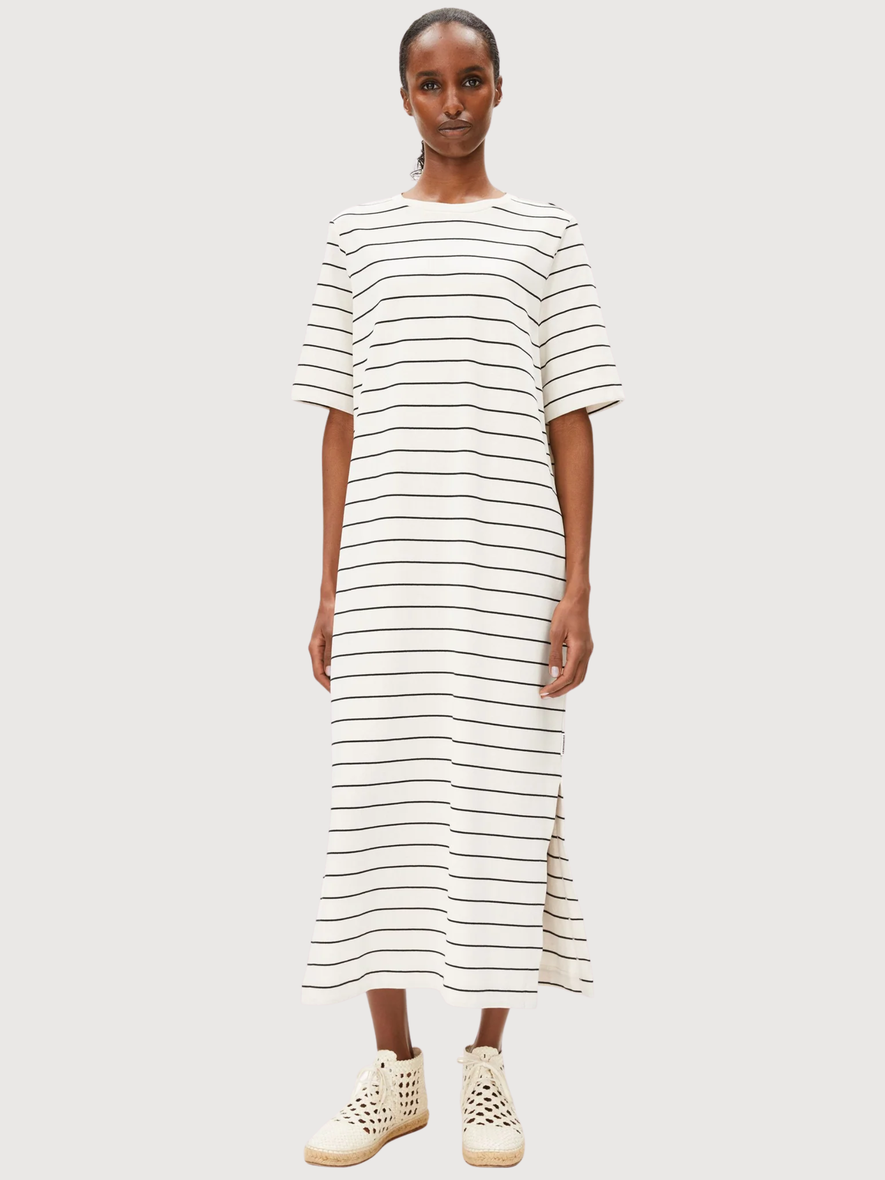 Vestito Xelinaa a Righe Greggio Nero | Armedangels