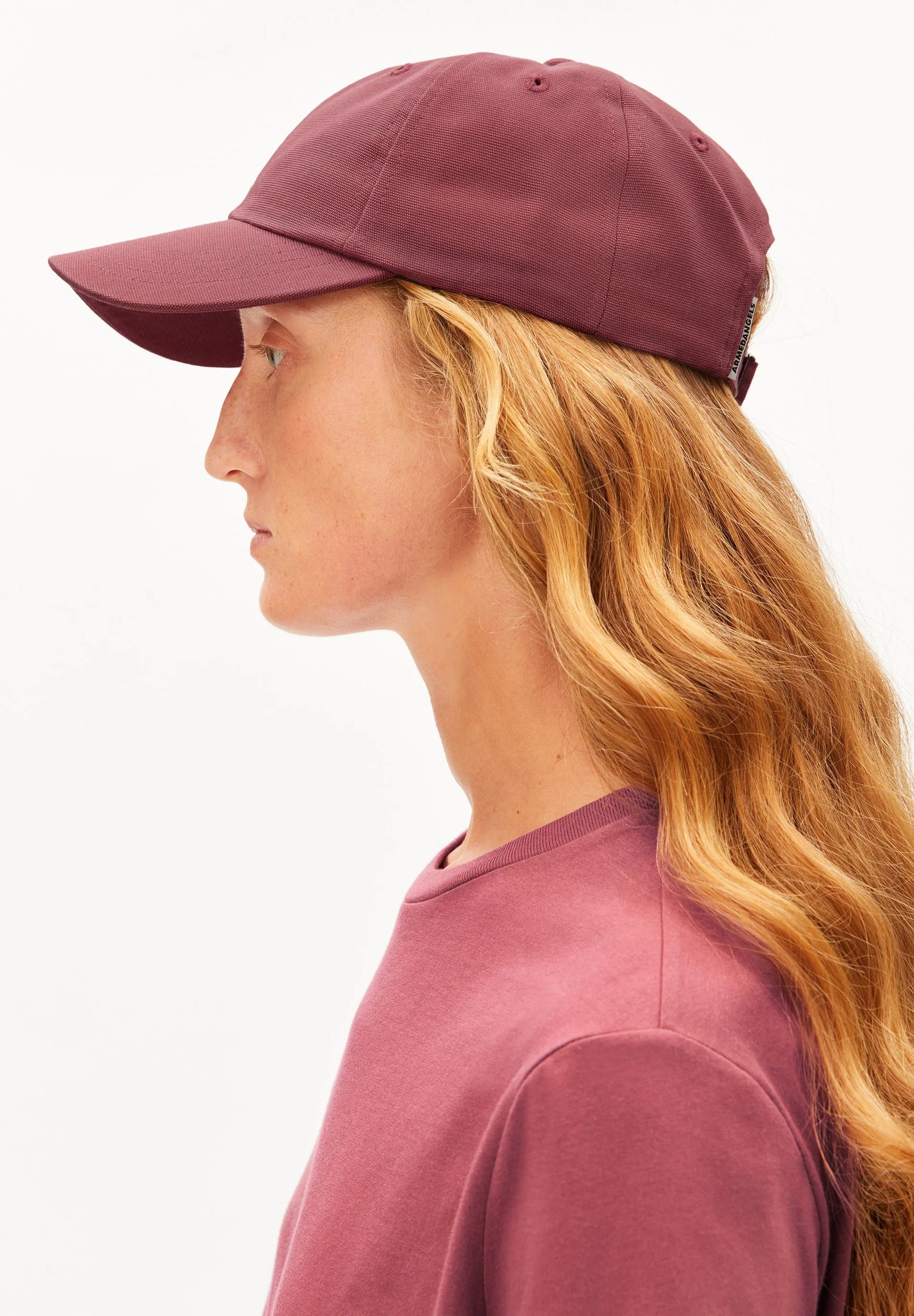 Yenaas Bold Velvet Ember | ARMEDANGELS