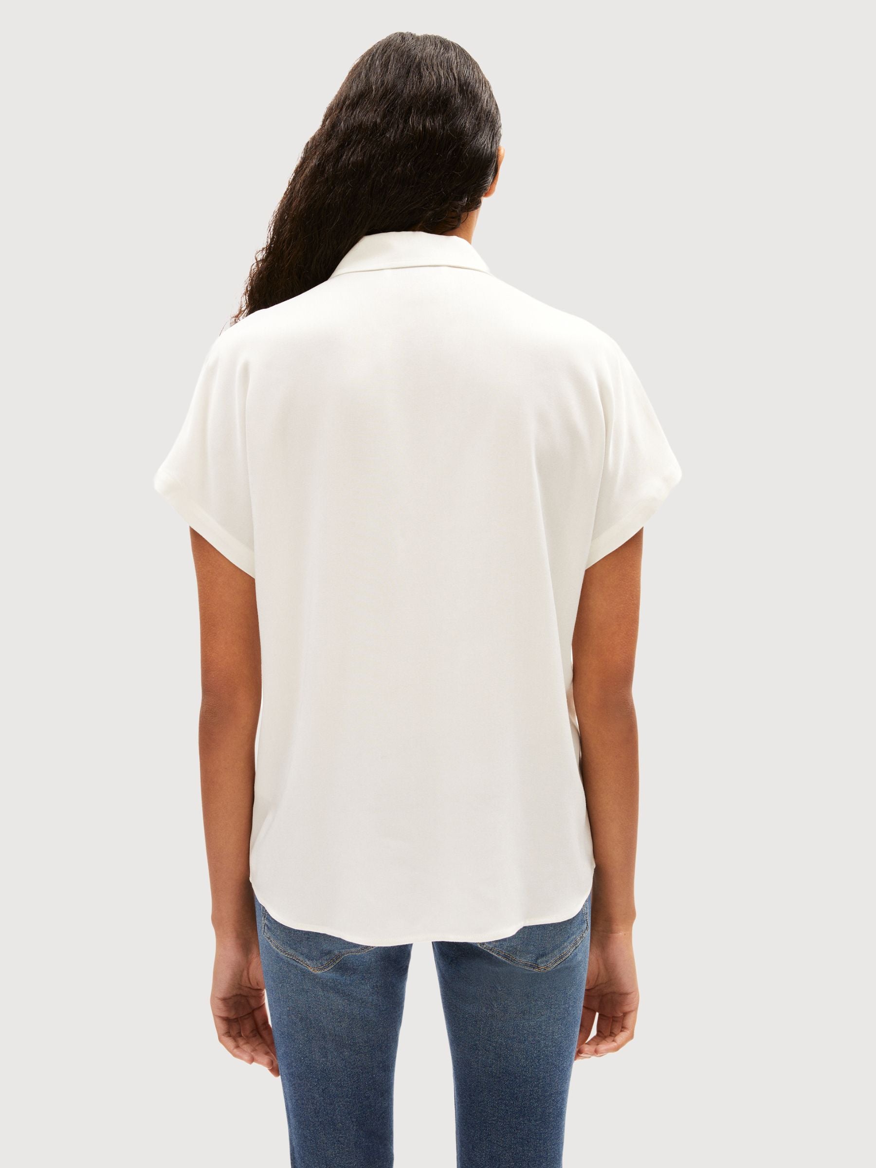 Shirt Larisaana White Lenzing | Armedangels