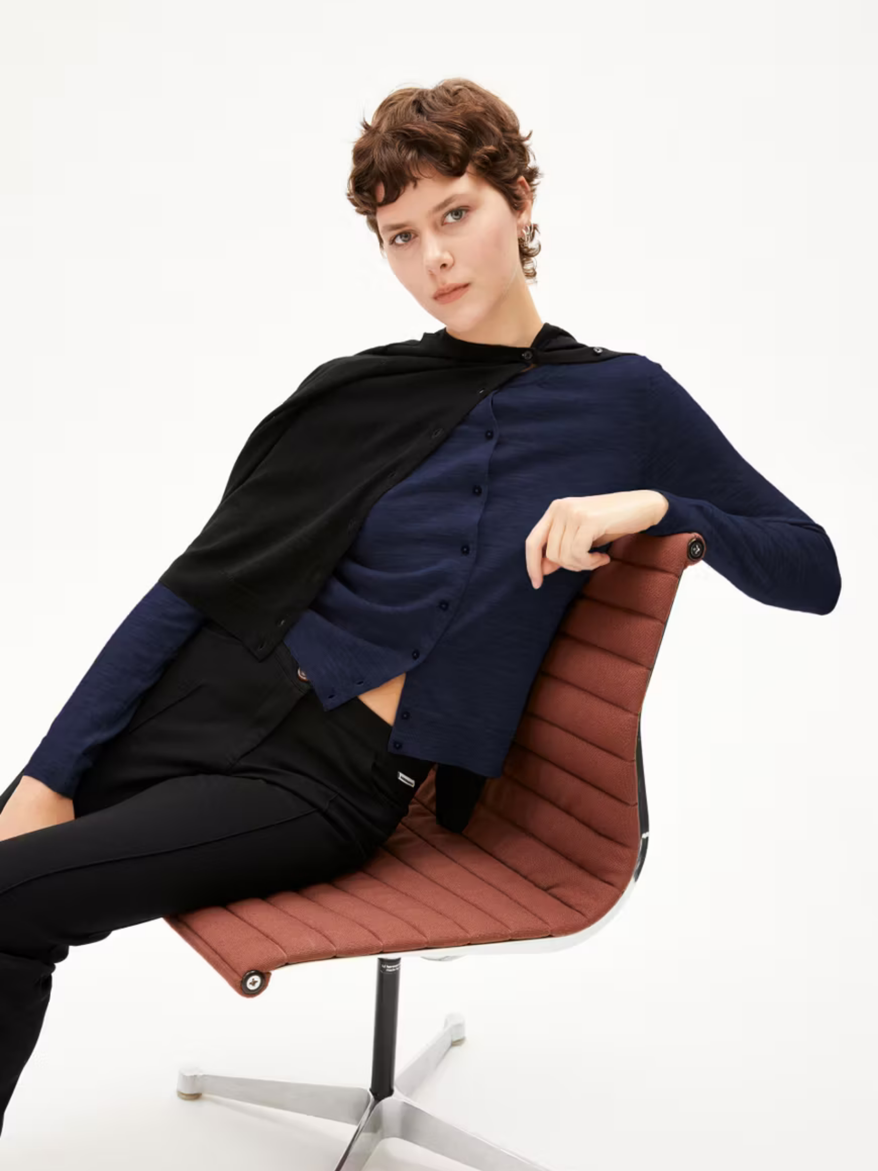 Cardigan Ophaliaa Merino Tinted Navy | Armedangels