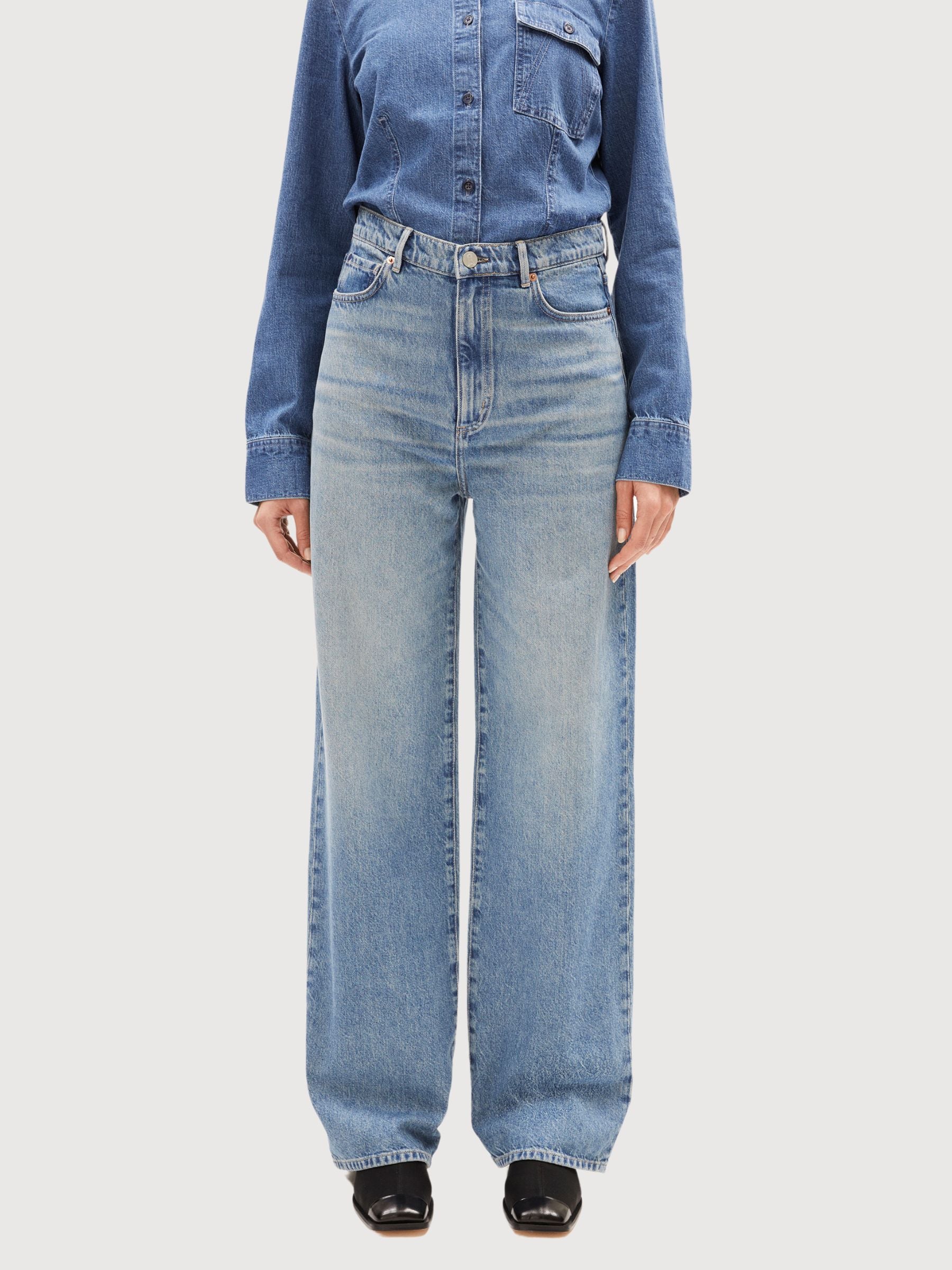 Donna Eijaa Light Cerulean Jeans | Armedangels