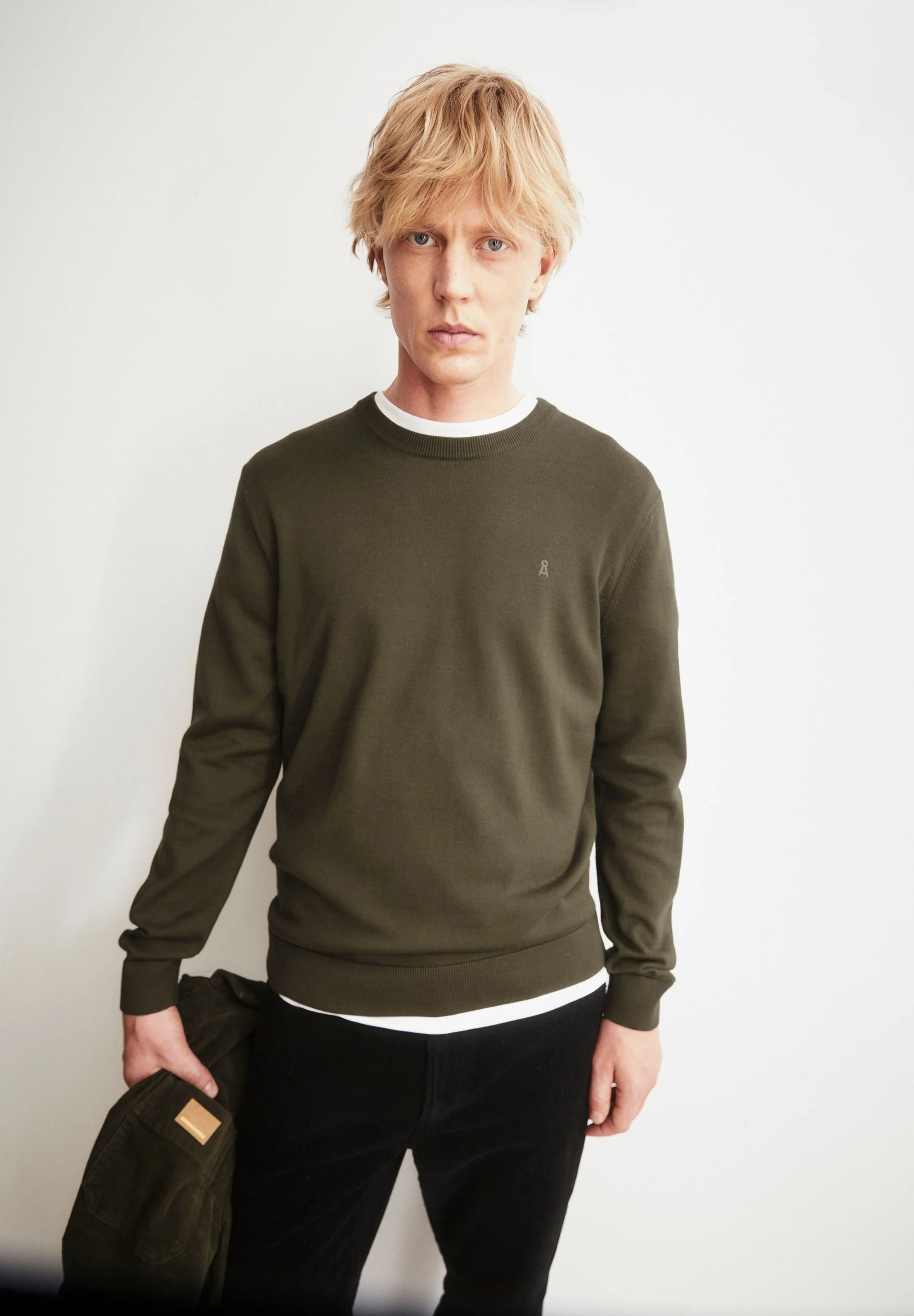 Loukaa Knit Sweater Dark Earth | ARMEDANGELS