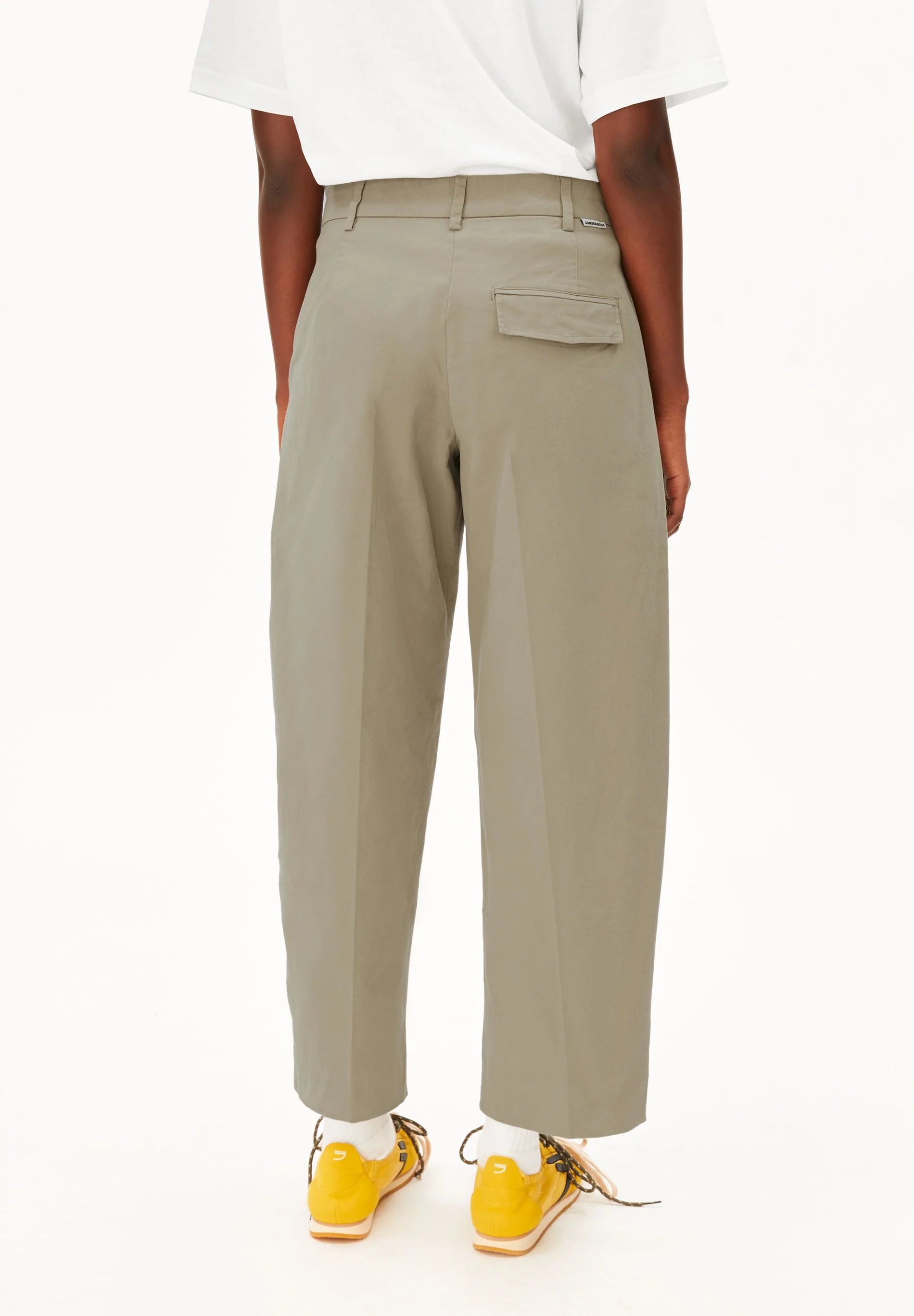 Barrel Leg Twill Pant Light Sage | ARMEDANGELS