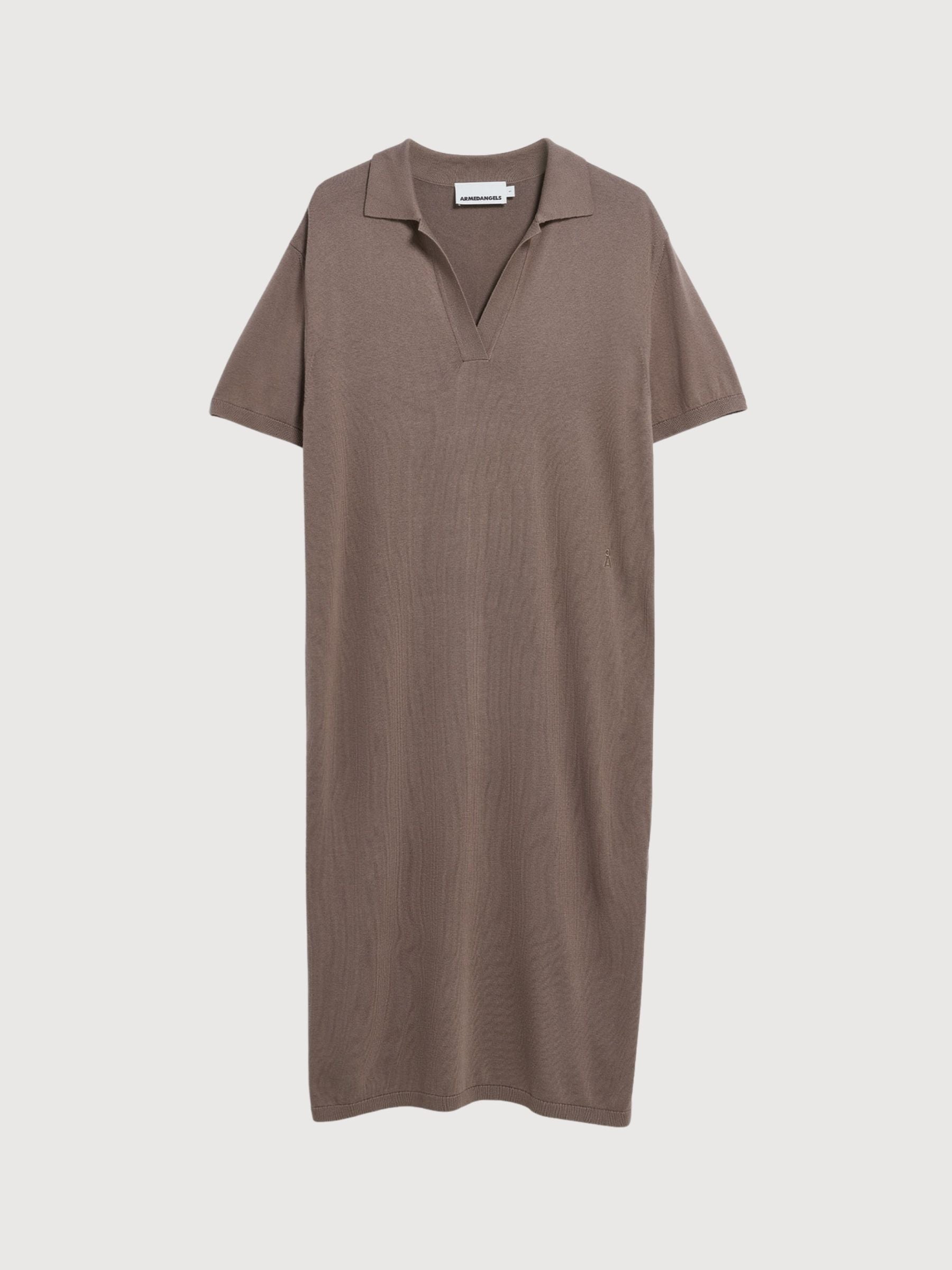 Abito in maglia polo fine color noce e crema | Armedangels