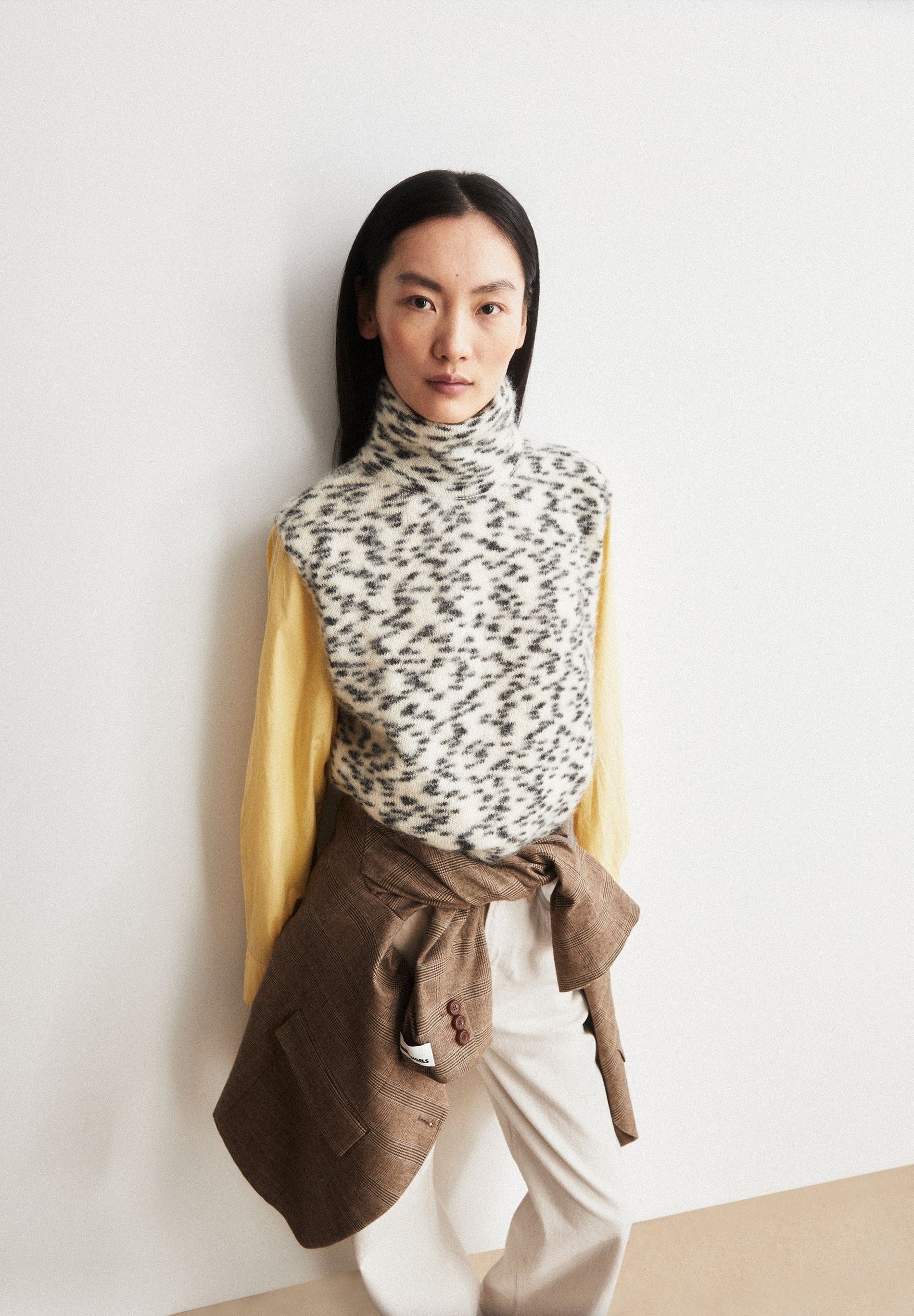 Mohair Blend Dots Knit Vest Oatmilk Black | ARMEDANGELS