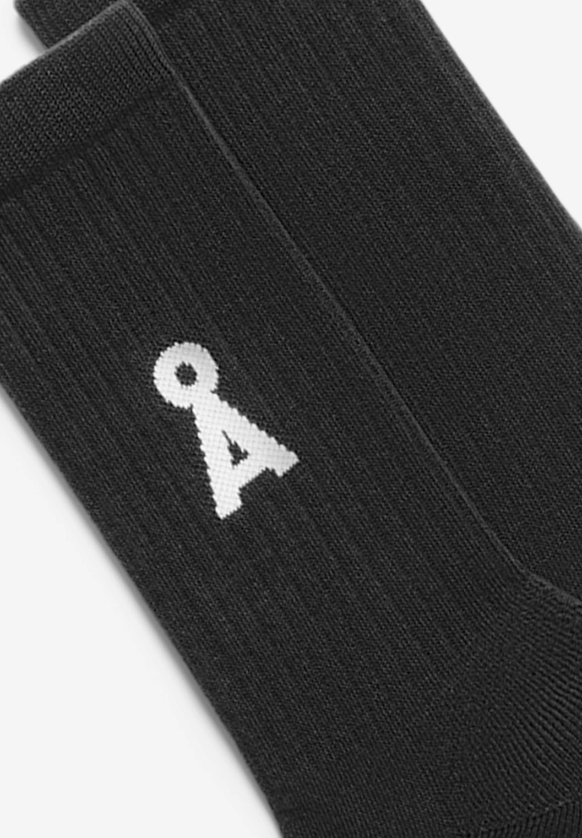 Saamus Bold Socks Black | ARMEDANGELS