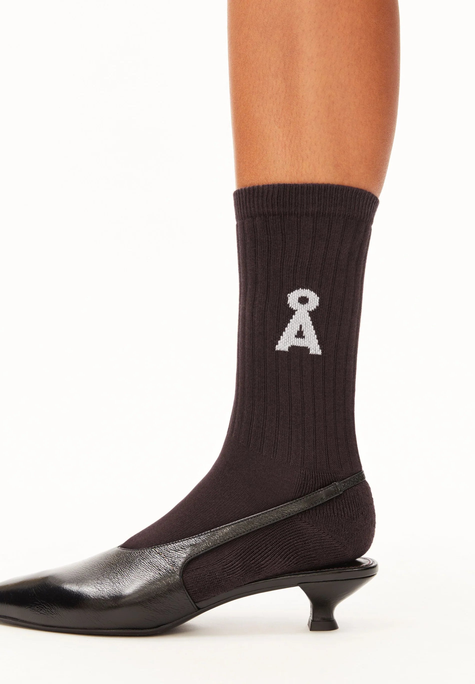Saamus Bold Socks Claystone | ARMEDANGELS