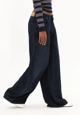 Aalthea Mid Waist Barrel Jean Fluid Ink | ARMEDANGELS