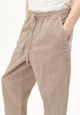 Pull On Corduroy Tapered Pant Sandstone | ARMEDANGELS
