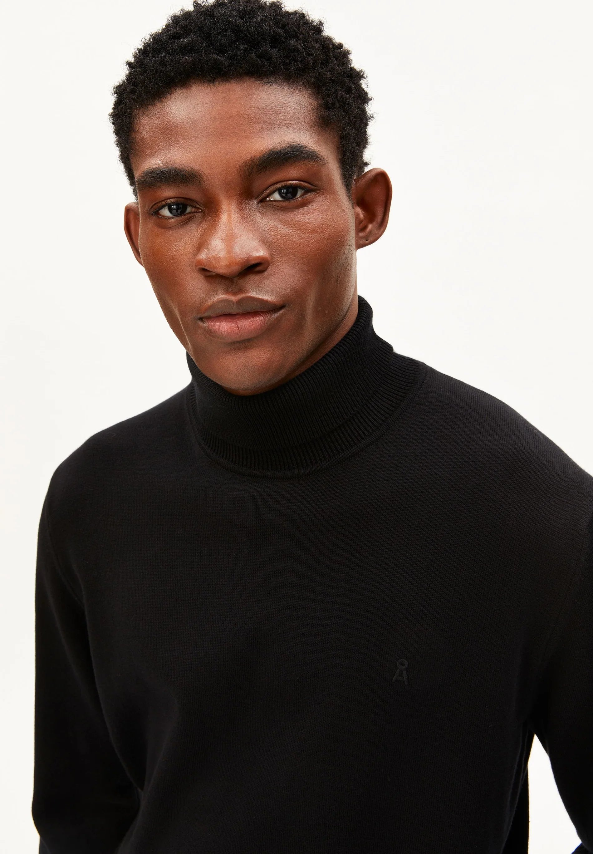Gaardo Knit Turtleneck Black | ARMEDANGELS