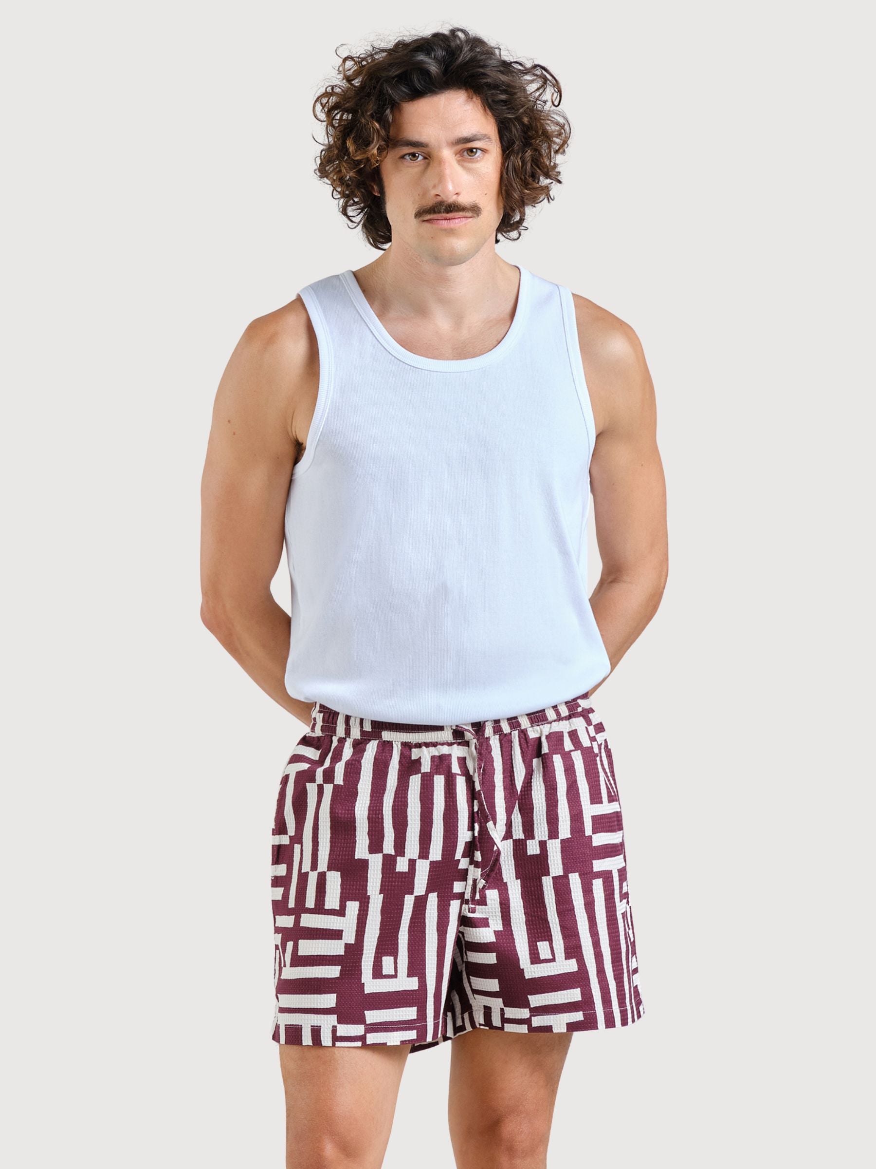 Shorts Essingen Lines & Sticks Fig Red | Dedicated