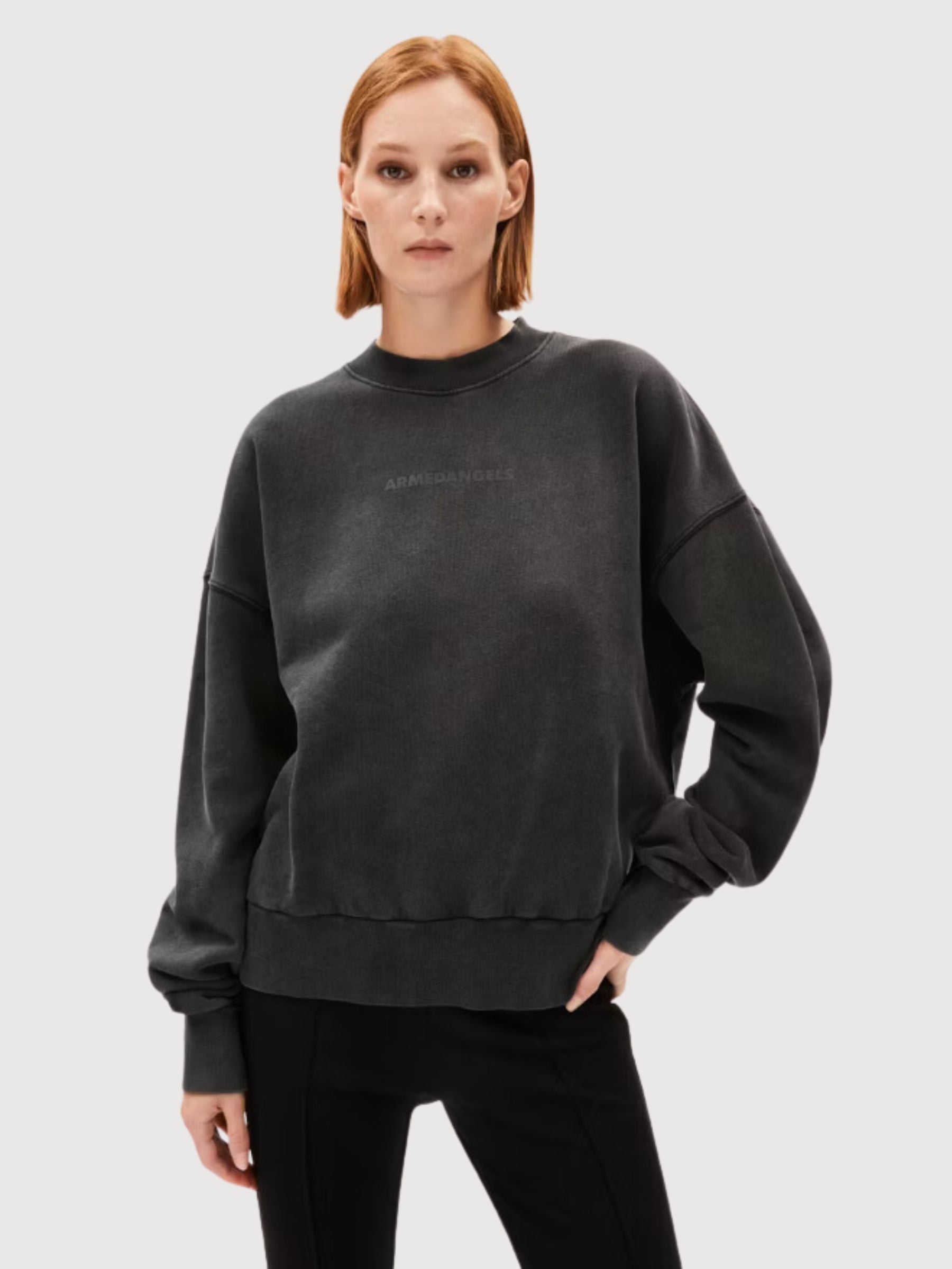 Alizaa Wäsche schwarzer Sweatshirt Frau | Armedangels