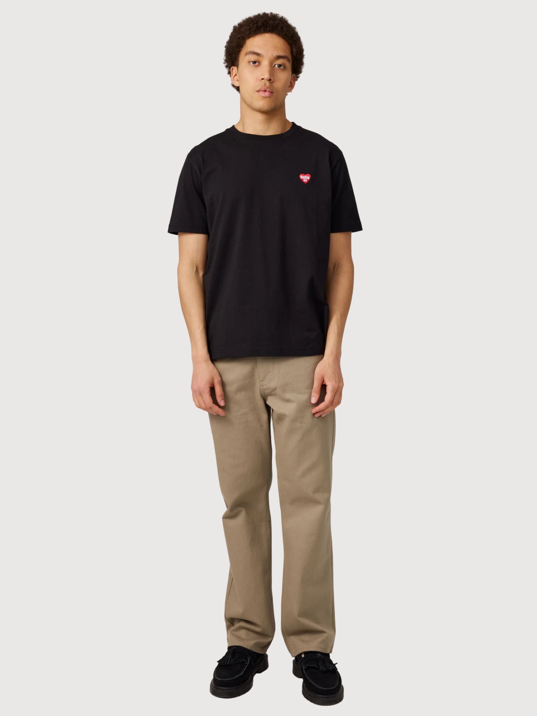 Heart T-shirt Black | Makia