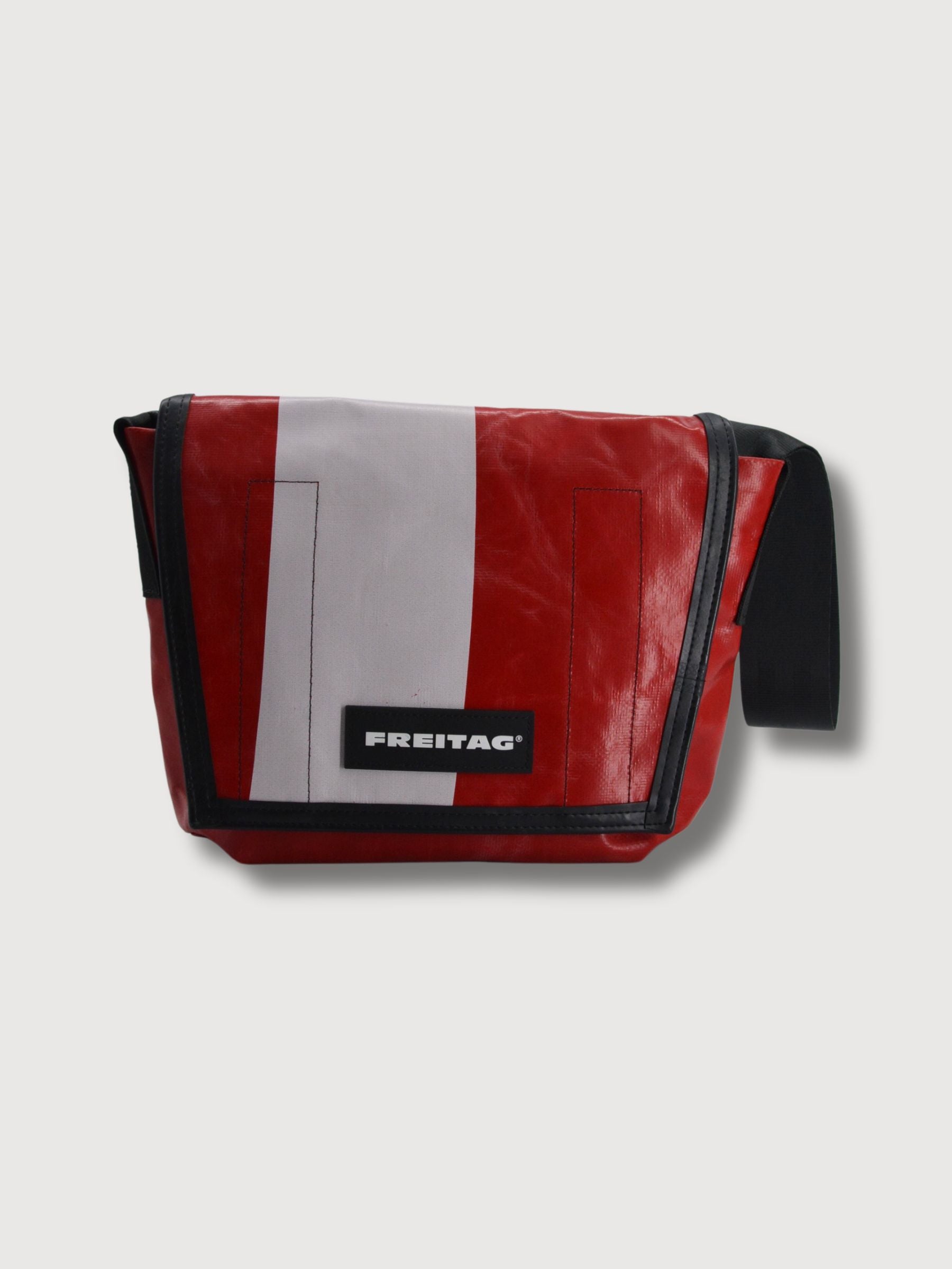 Bag F11 Lassie Red White Line In Used Truck Tarps | Freitag