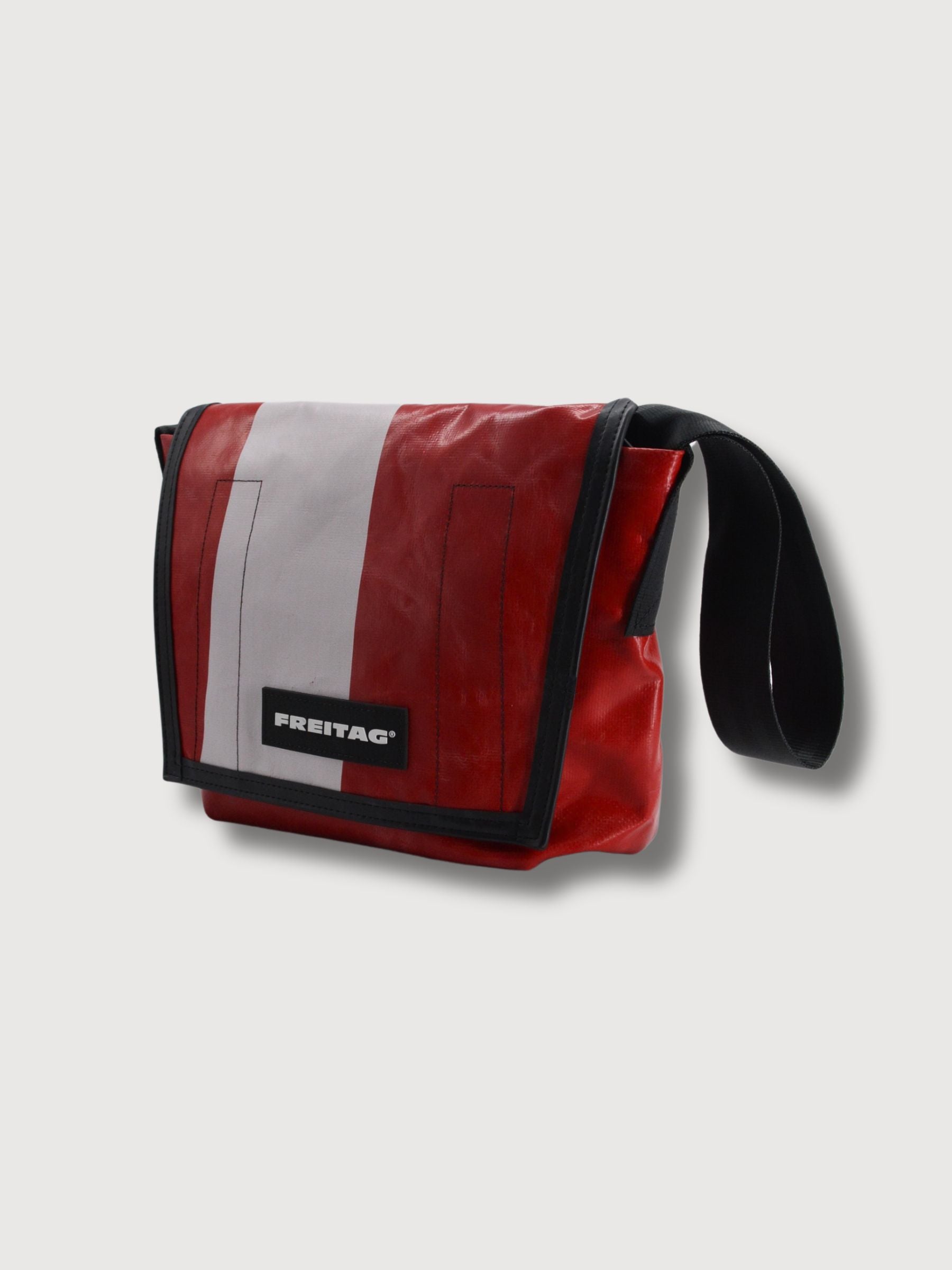 Bag F11 Lassie Red White Line In Used Truck Tarps | Freitag