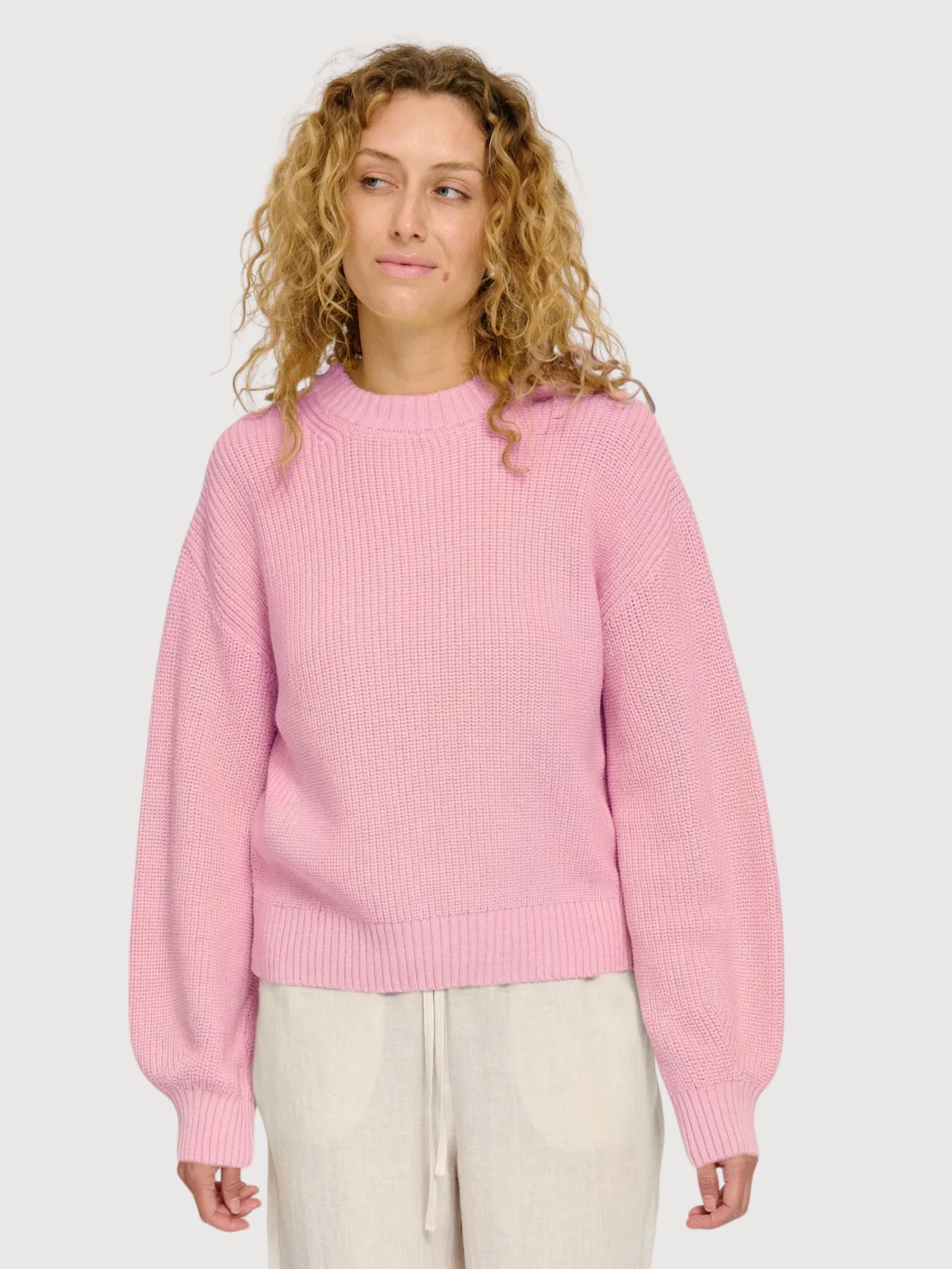 Maglione da donna a maglia grossa color rosa cipria | Mazine
