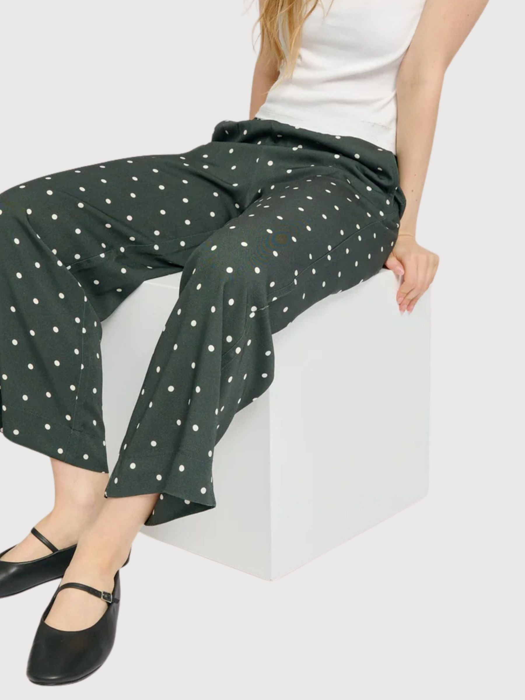 Pantaloni da donna in viscosa stampata a gamba larga | Mazine
