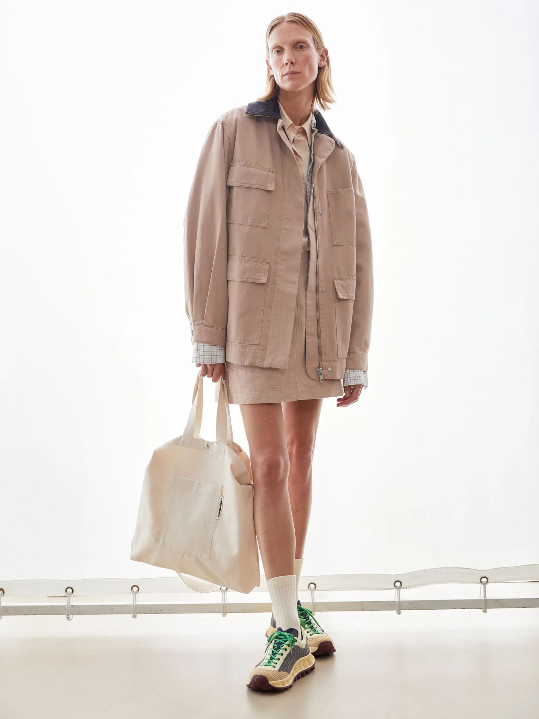 Arbeitsjacke aus Canvas Farbe True Camel | Armedangels