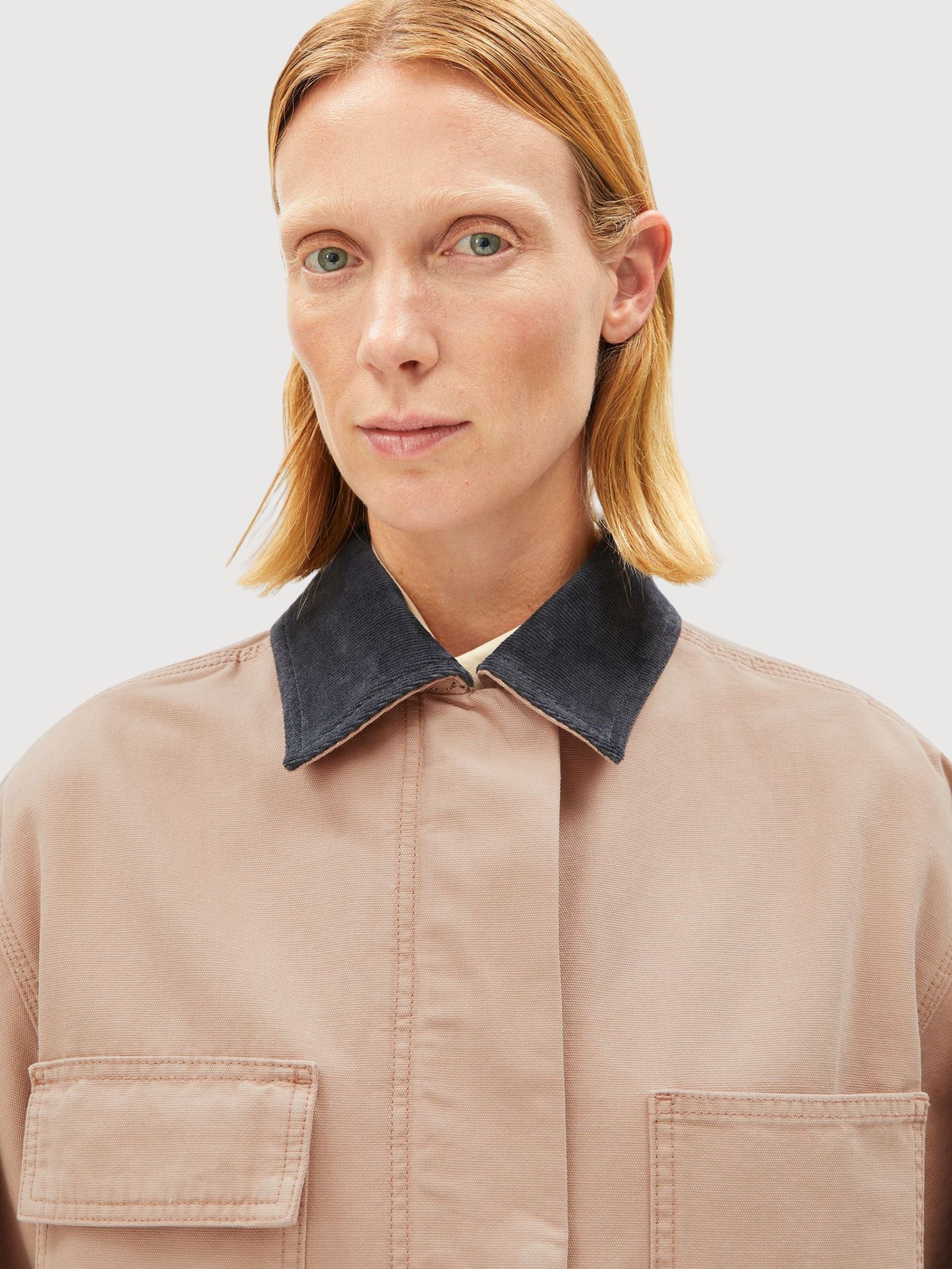 Arbeitsjacke aus Canvas Farbe True Camel | Armedangels