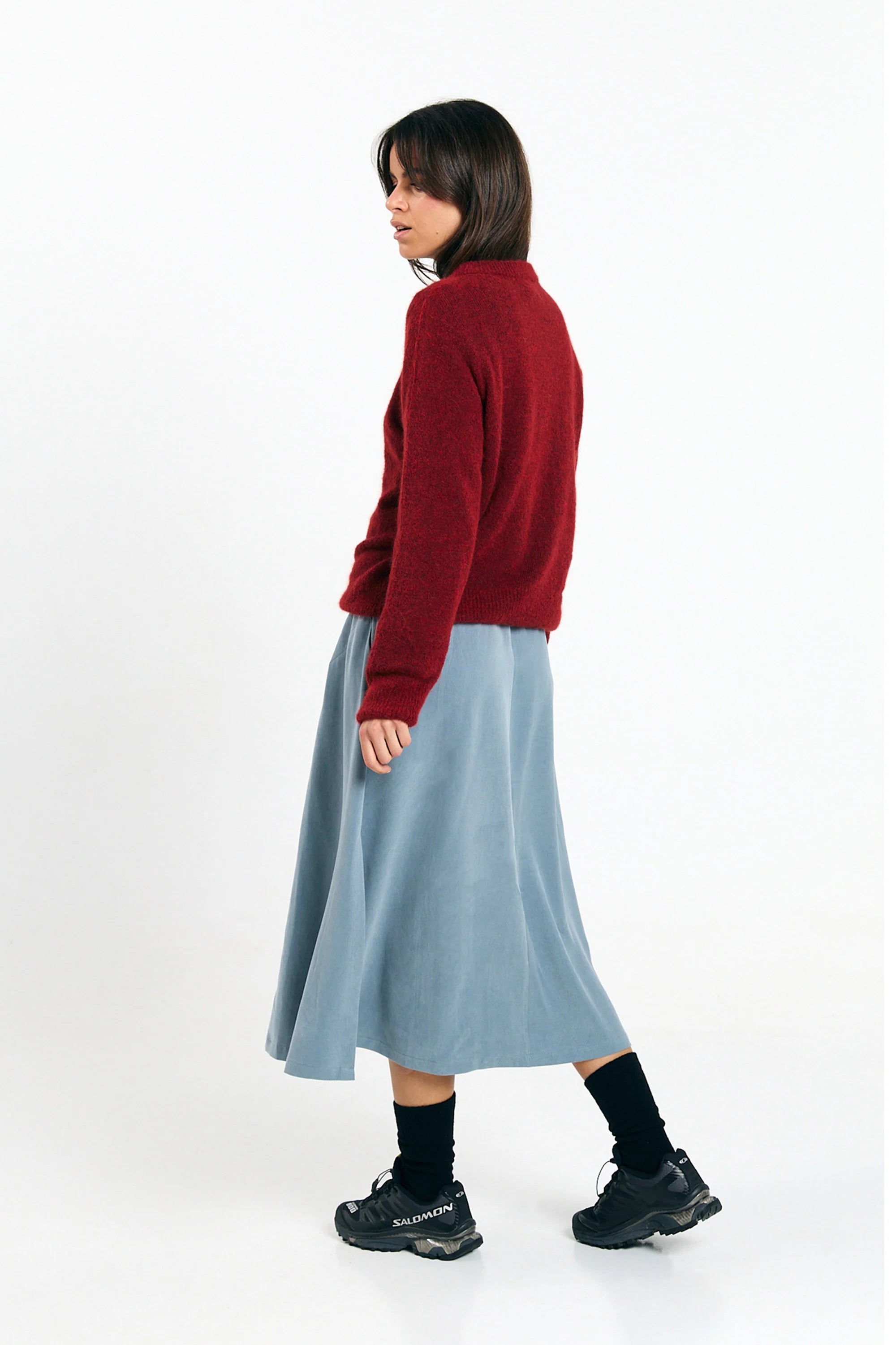 SUITE13LAB Babol Jumper Brick sweater, cozy knit with a modern design, shown in a close-up of the textured fabric.