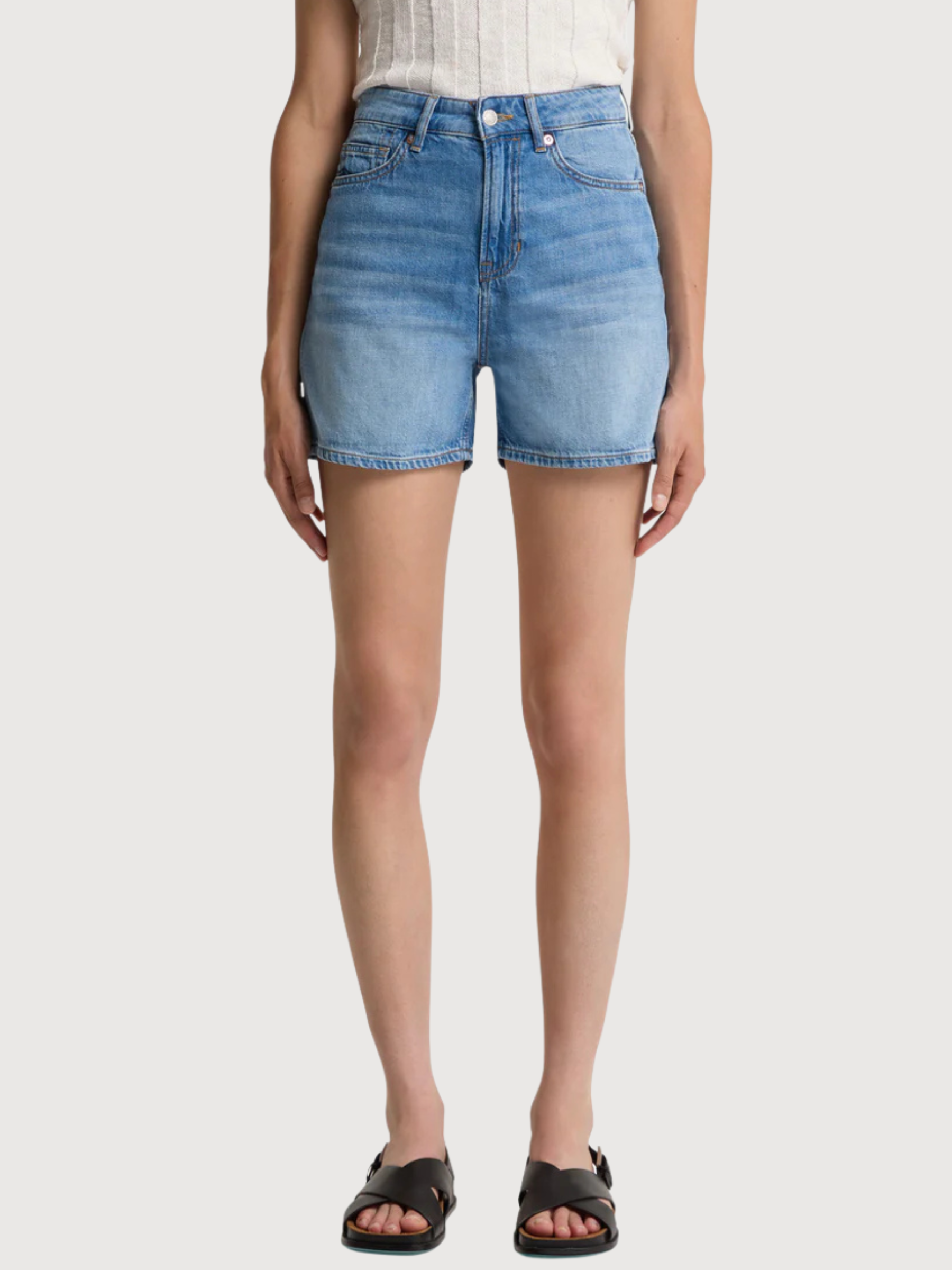 Short Liora Hopcete Electric Mid | Kings Of Indigo