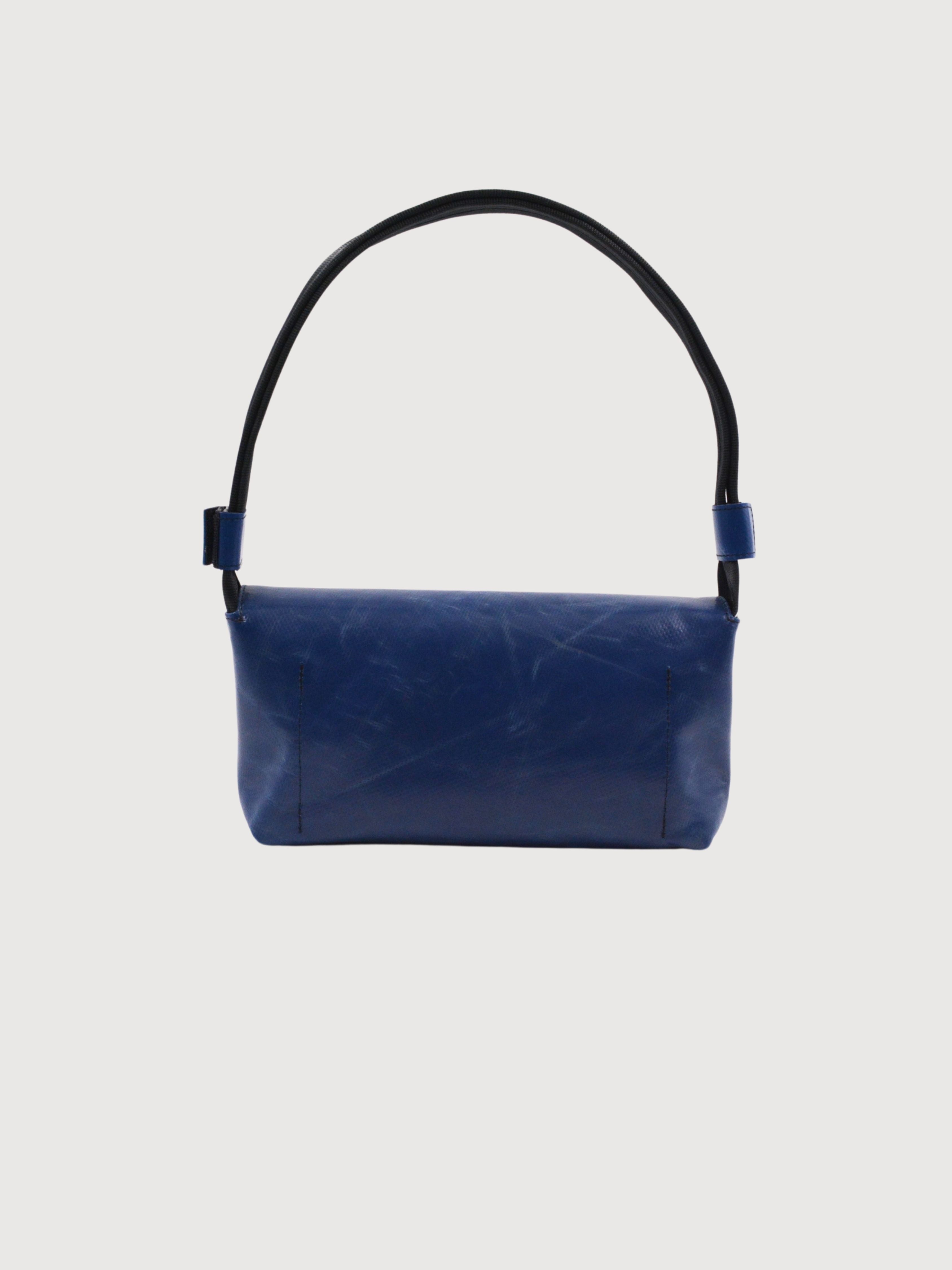 F171 LAURA Umhängetasche Weiß/Blau | FREITAG