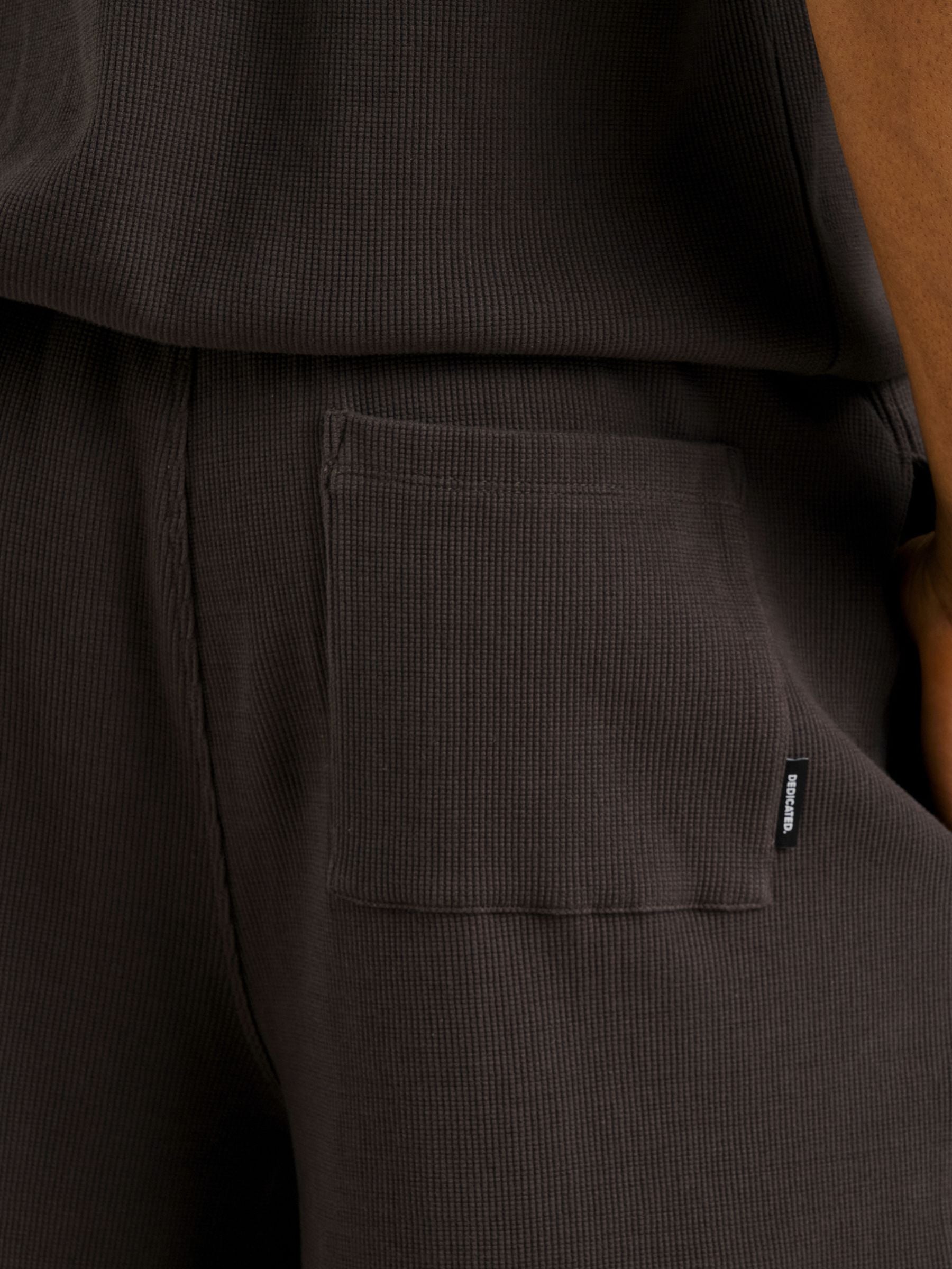 Pantaloncini da uomo Essingen Waffle Phantom Black | DEDICATED