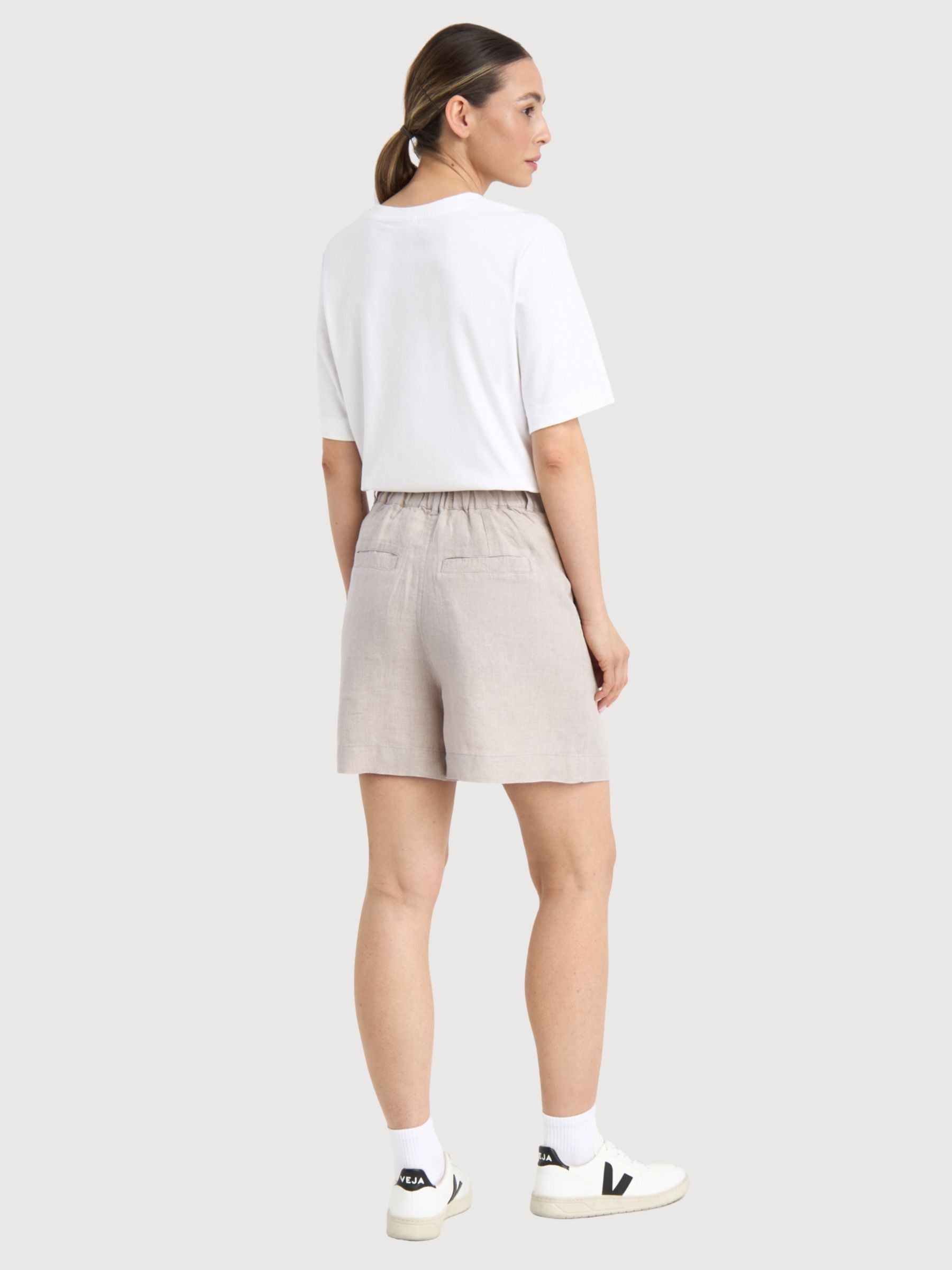 Shorts Djupvik lino ecrù Donna | DEDICATED