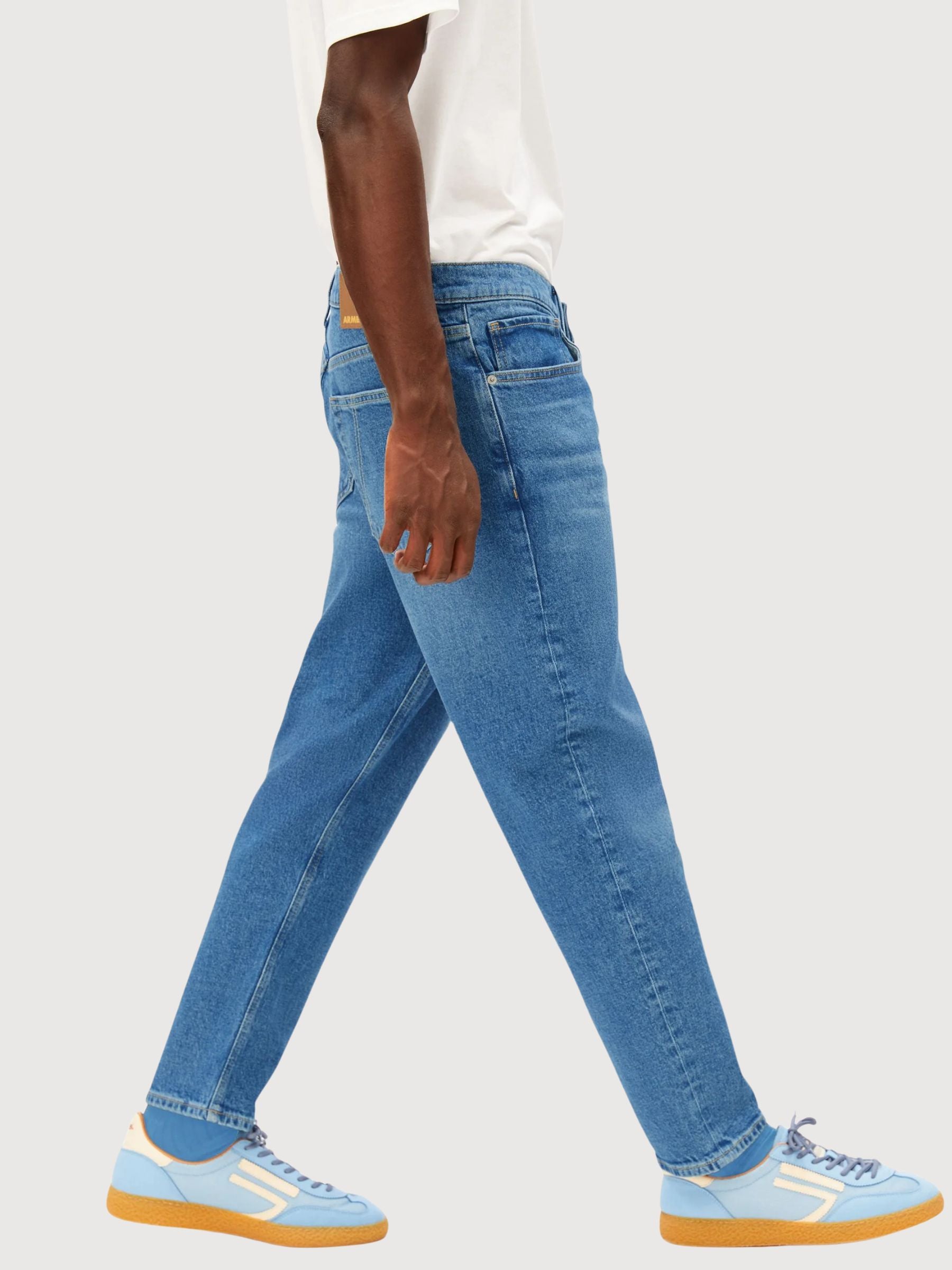 MAAKX RELAXED TAPERED JEAN