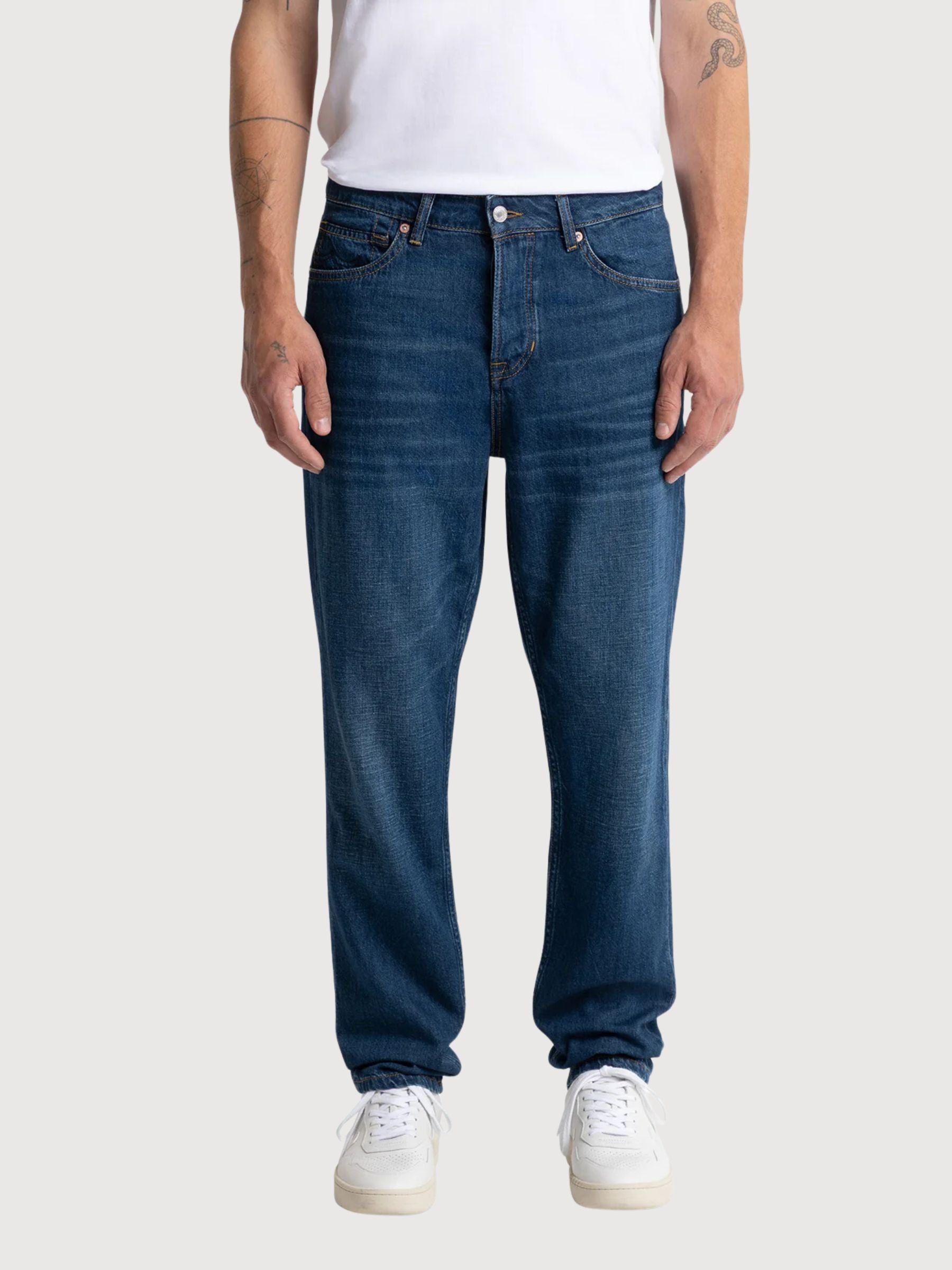 Jean Susanan Man Hopcete Elettrico | Kings Of Indigo