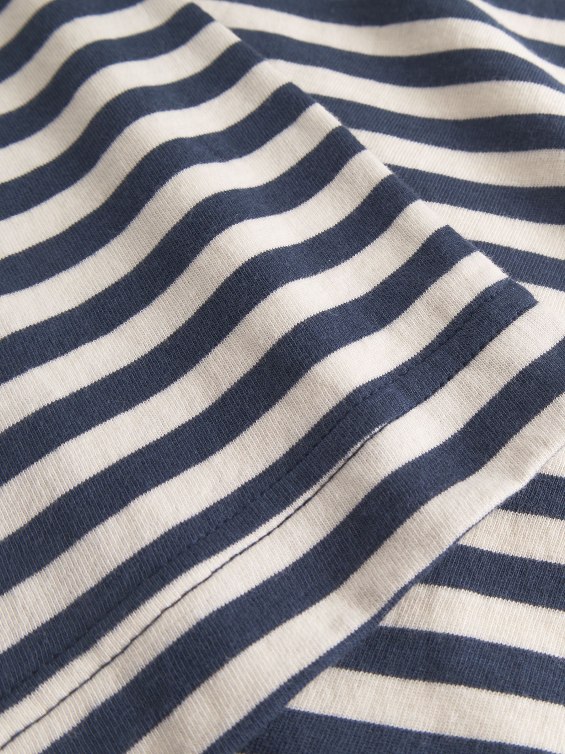 T-shirt Vadstena Stripes Insignia Blue | Dedicated