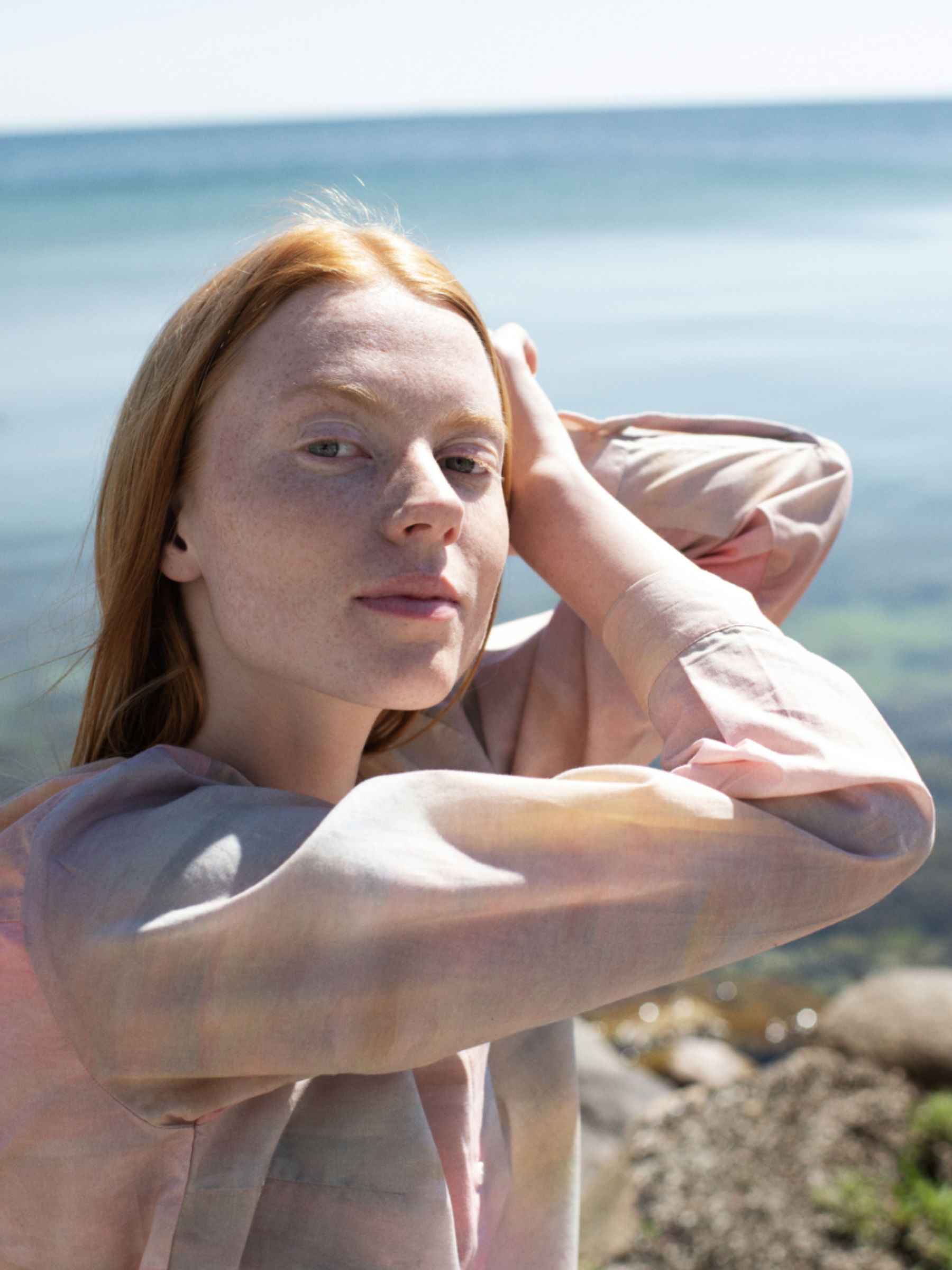Women's Loose Shirt in Dawn   Organic Cotton Light Woven | SERENDIPITY