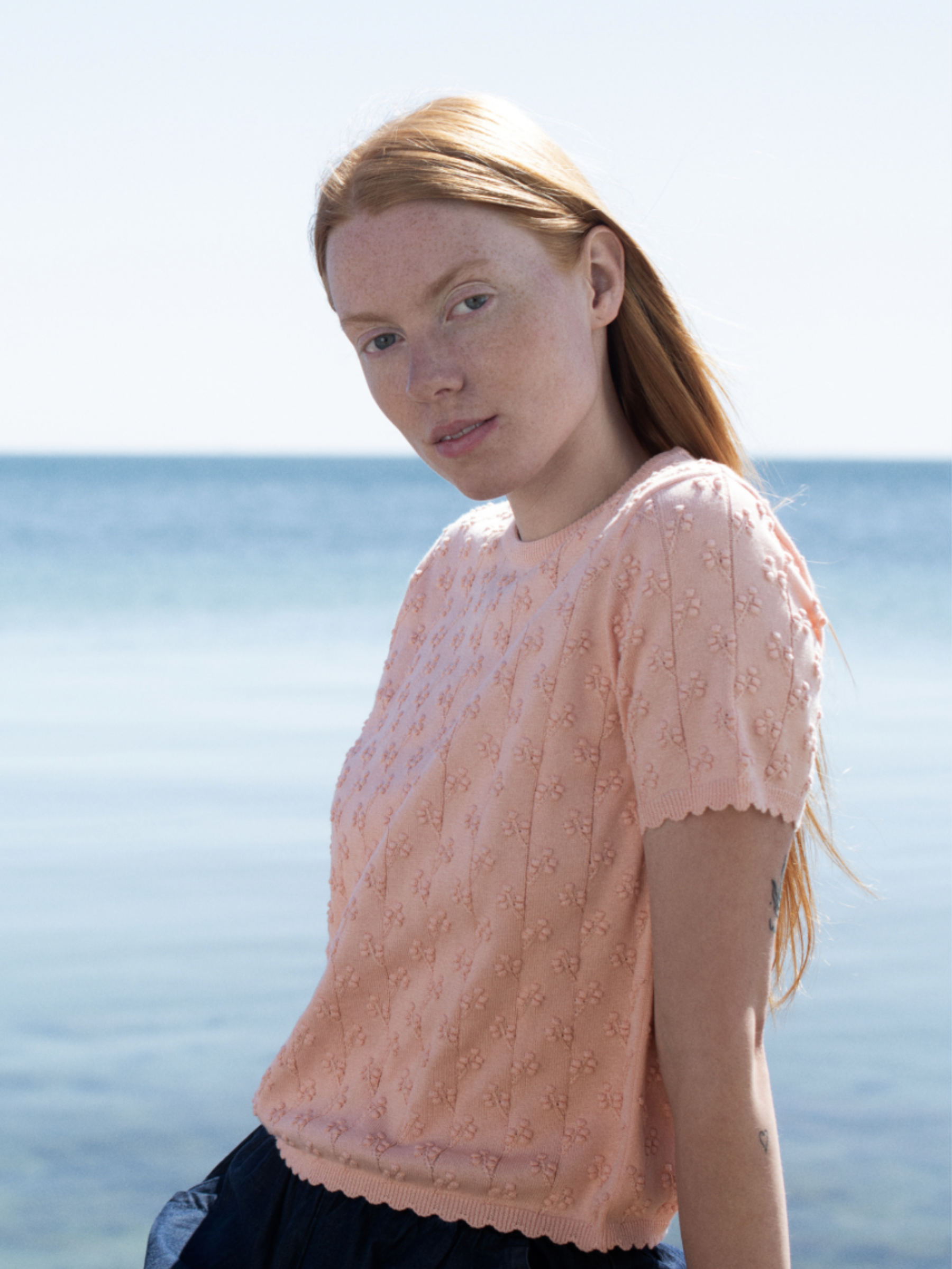 Women's Twig Short Sleeve Top in Peach   Organic Cotton Knit | SERENDIPITY
