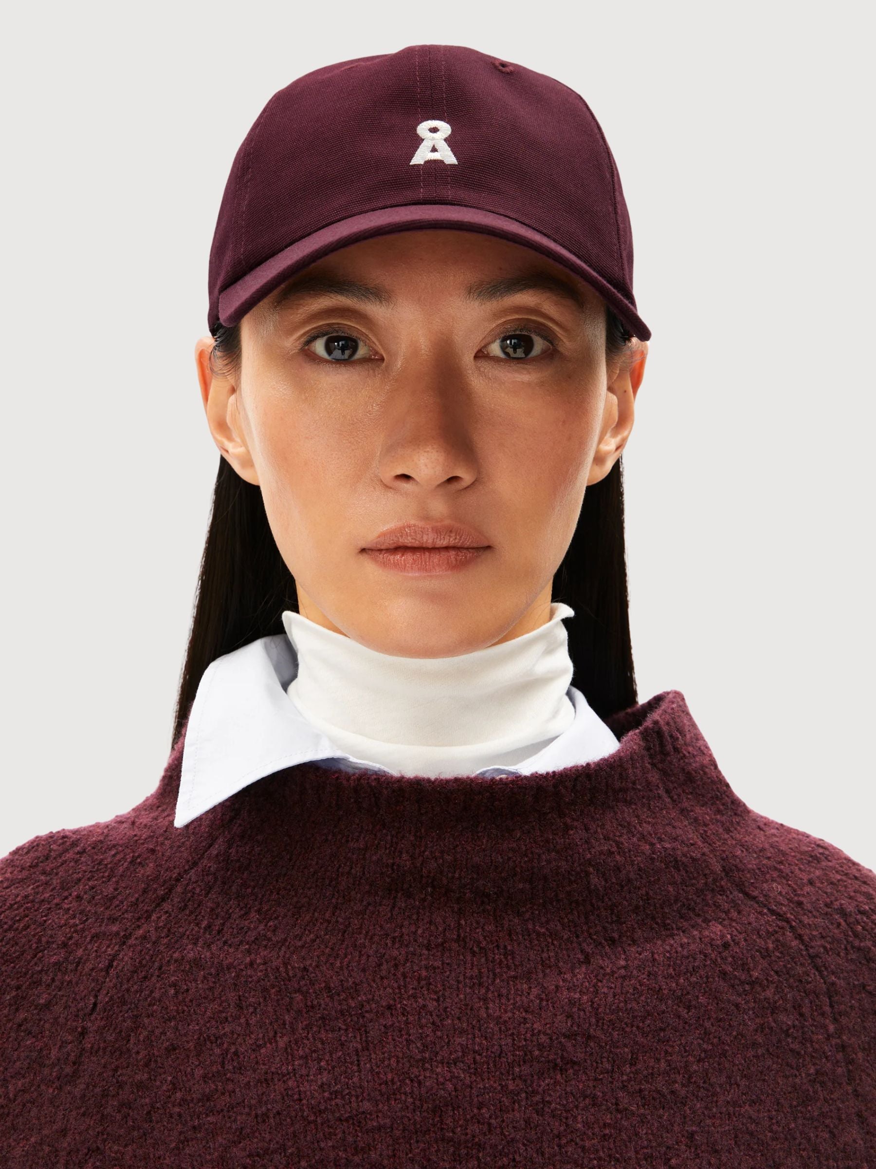 Cap Yenaas Bold Dark Cranberry Organic Cotton | Armedangels