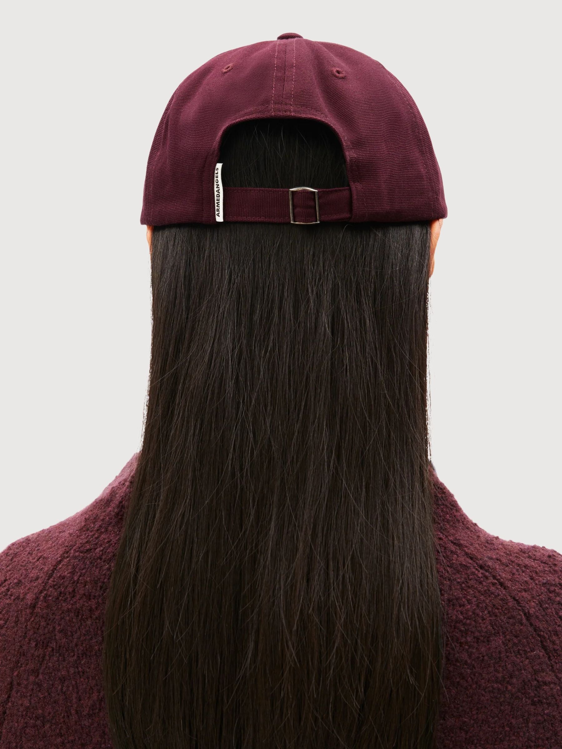 Cap Yenaas Bold Dark Cranberry Organic Cotton | Armedangels