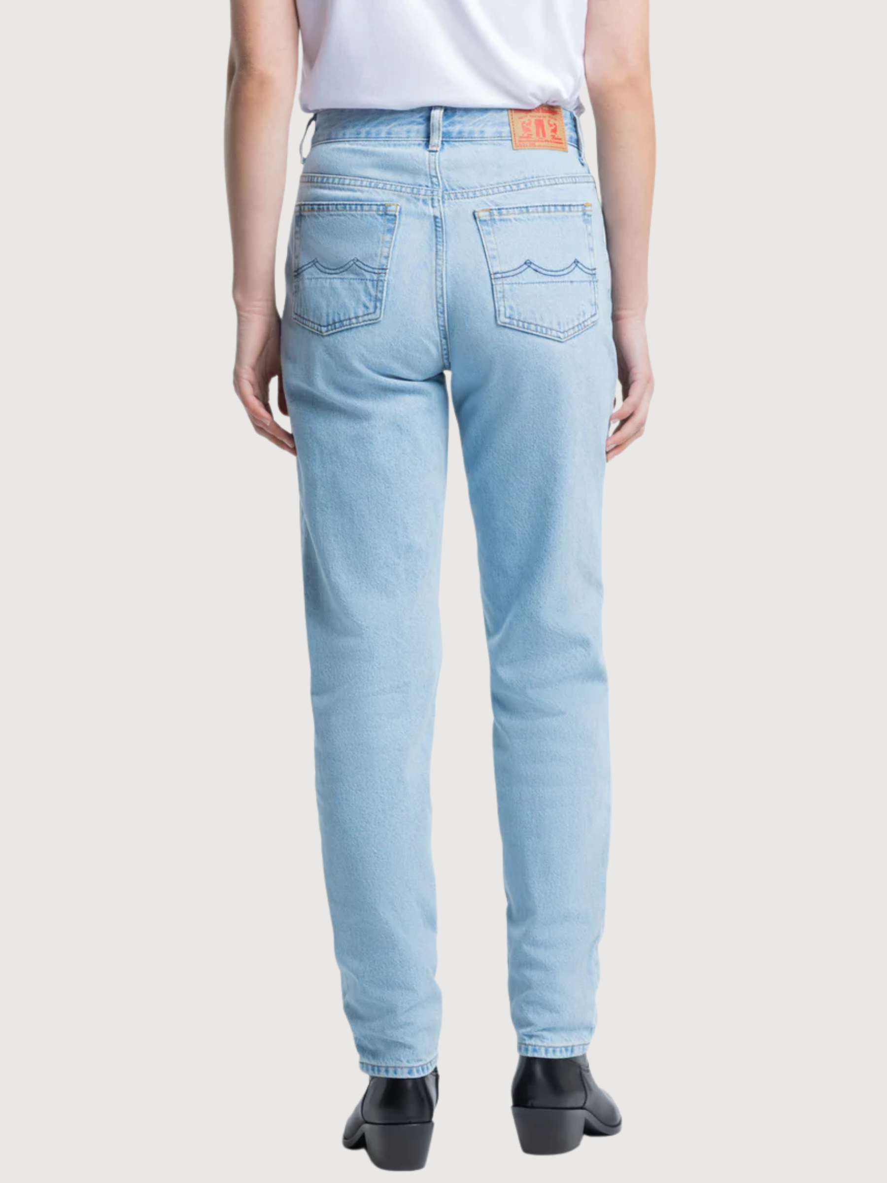 Jean Caroline Cropped Woman Blue | Kings Of Indigo