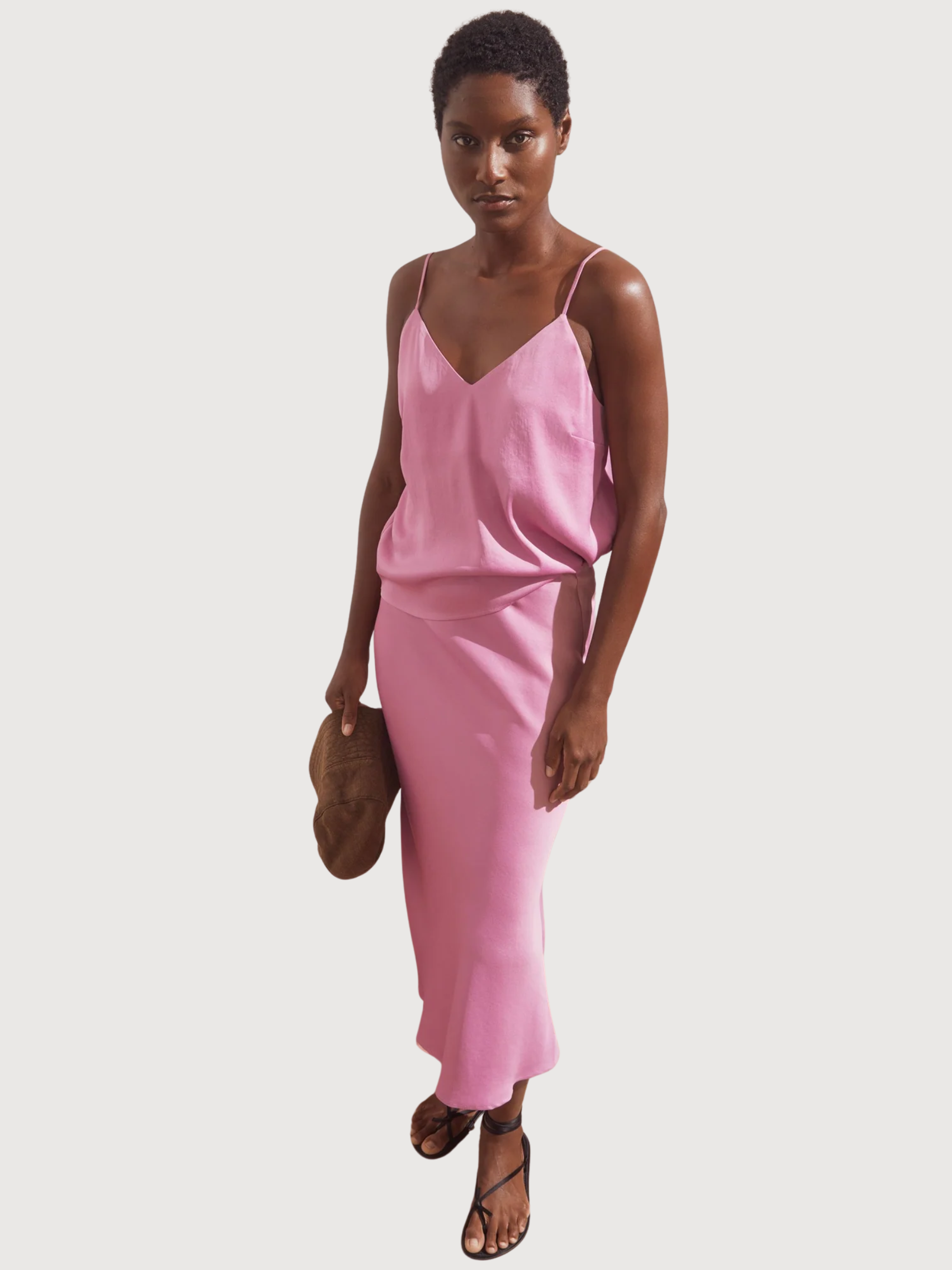 Top in raso con spalline sottili rosa nebbia | Armedangels