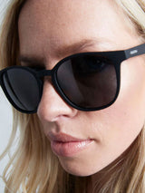Sunglasses Ruta Black Unisex | Parafina