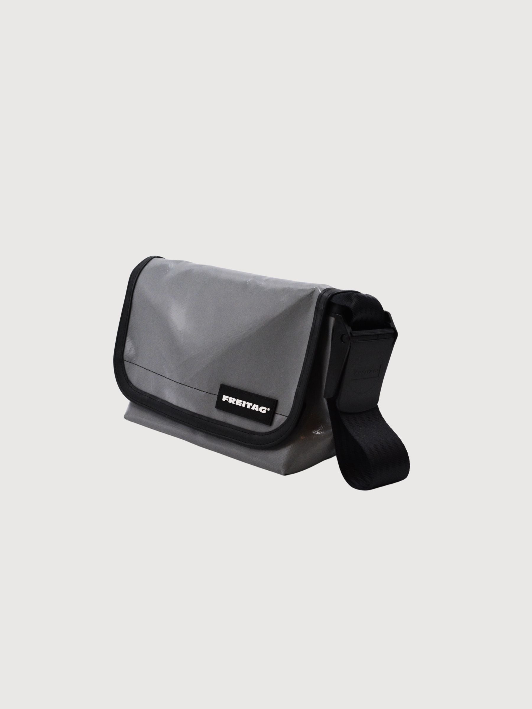HAWAII FIVE Dark Grey | Freitag