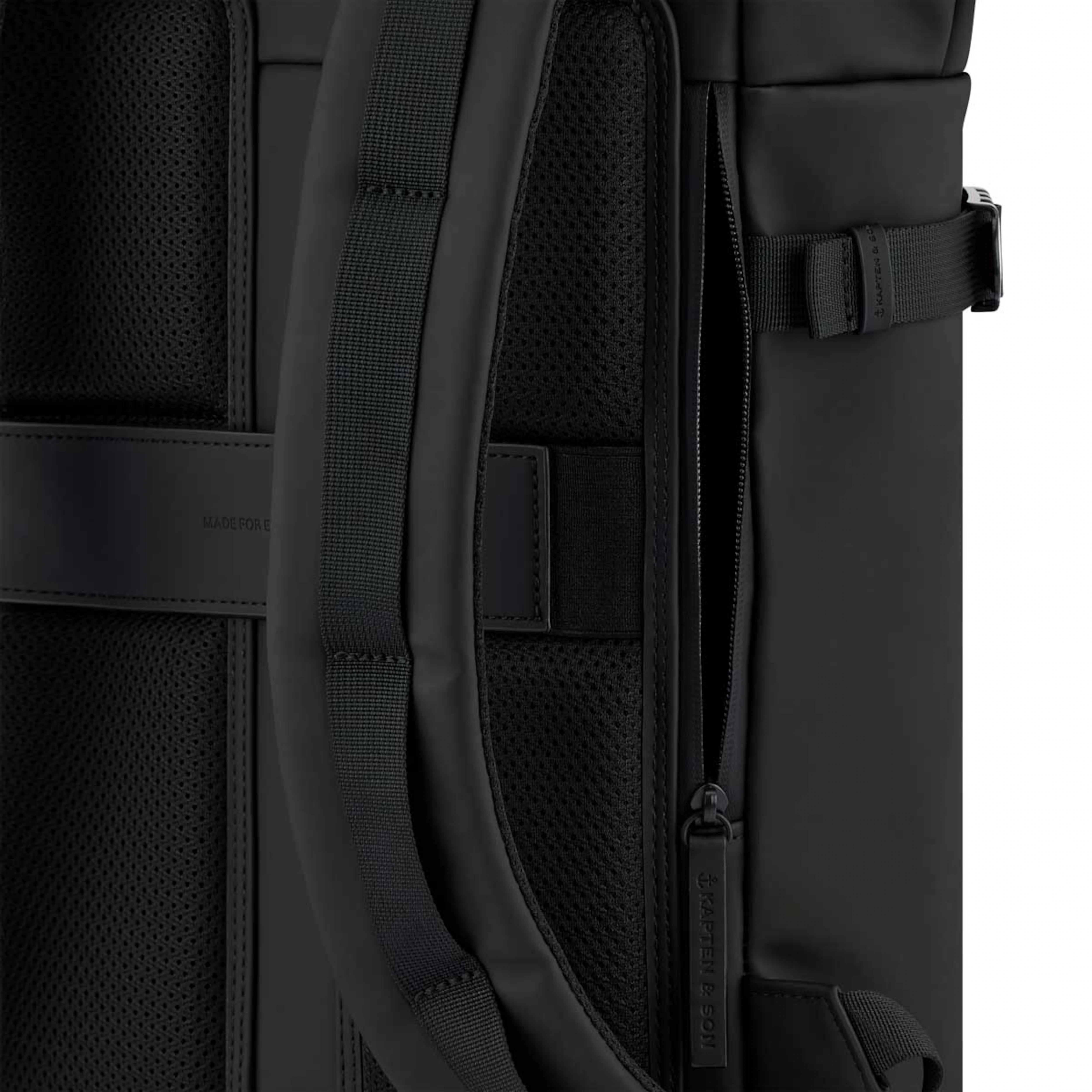 Zaino Helsinki All Black | KAPTEN & SON