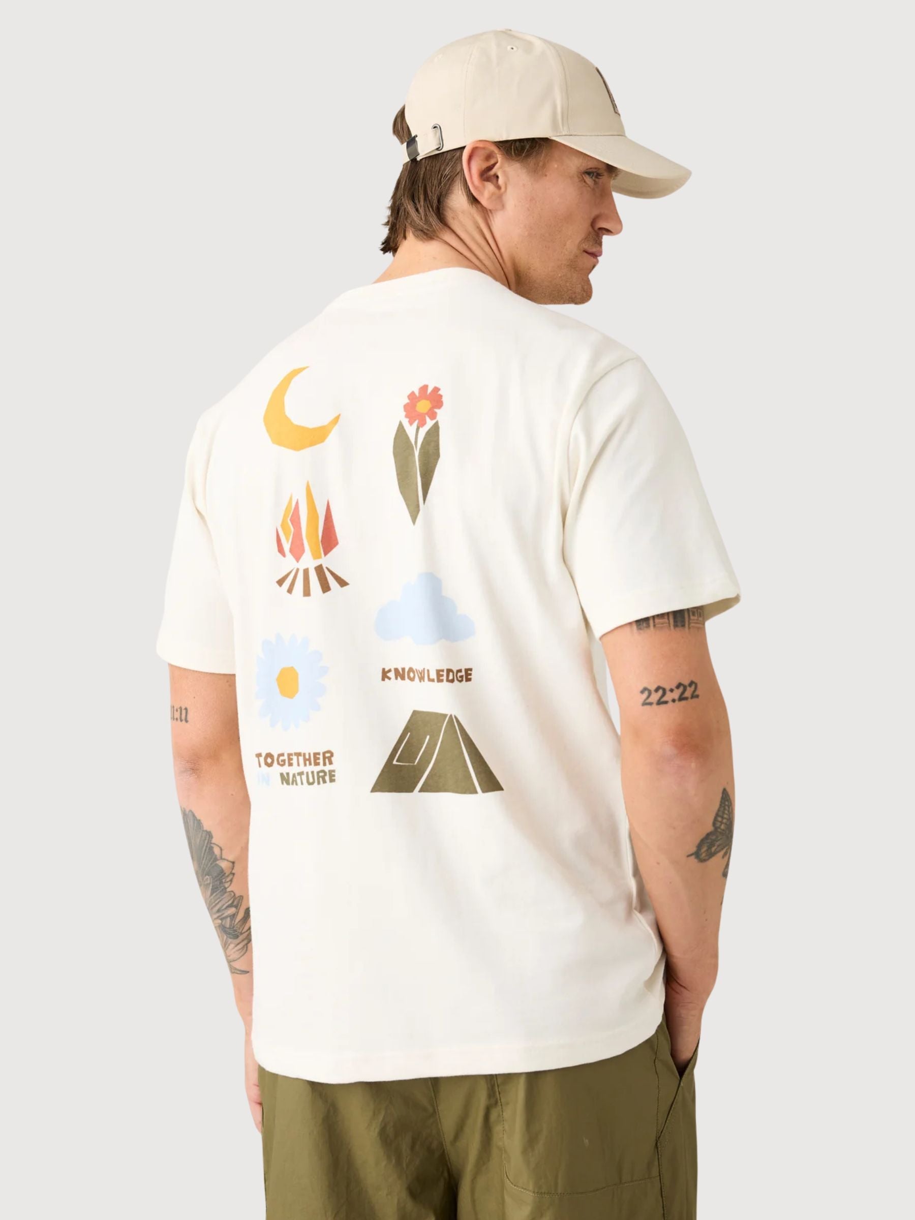 T-Shirt mit regenerativem Bio-Baumwoll-Rückendruck | KNOWLEDGE COTTON APPAREL