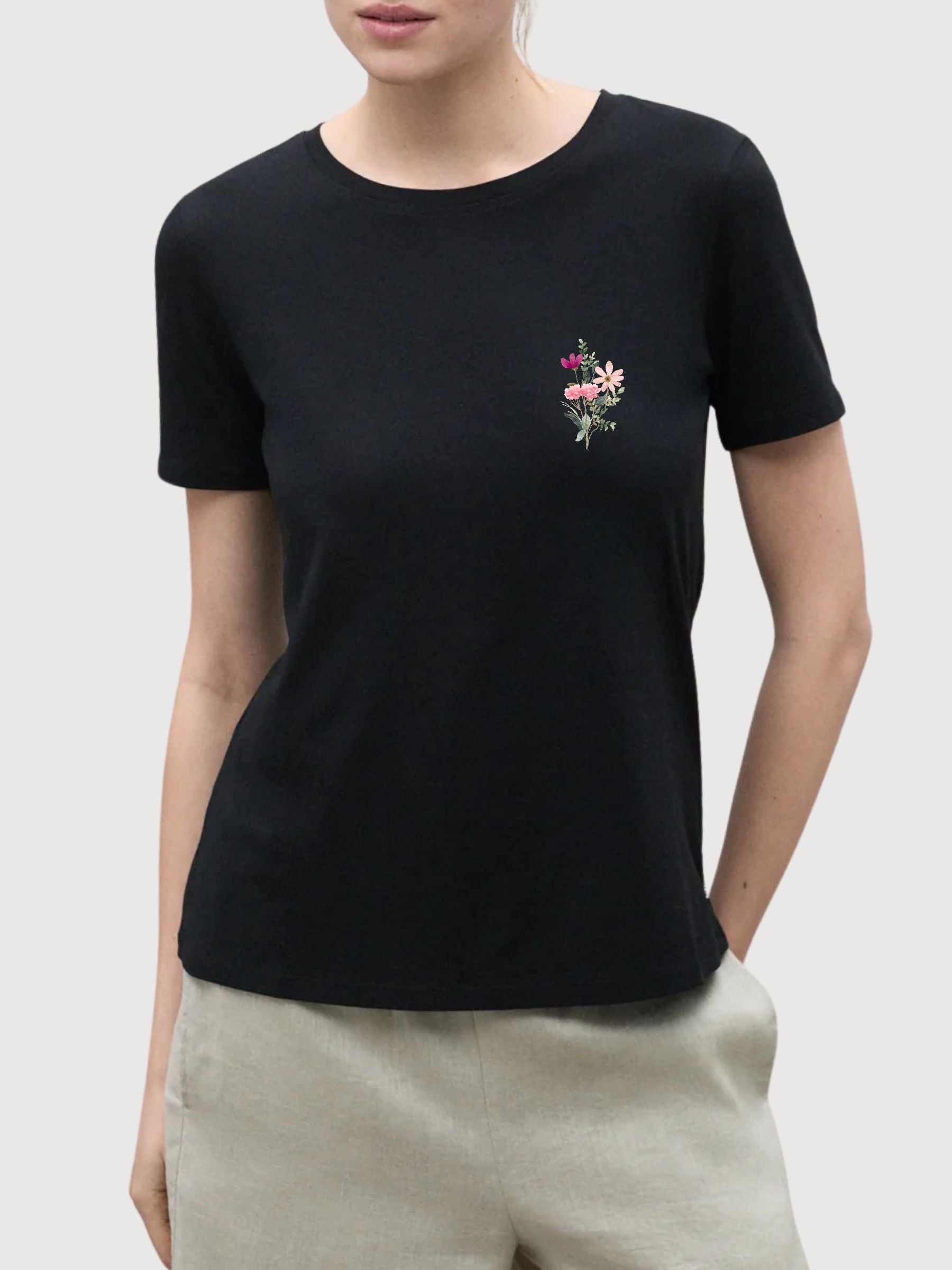 Sara T-Shirt Flowers Black | Re-Bello