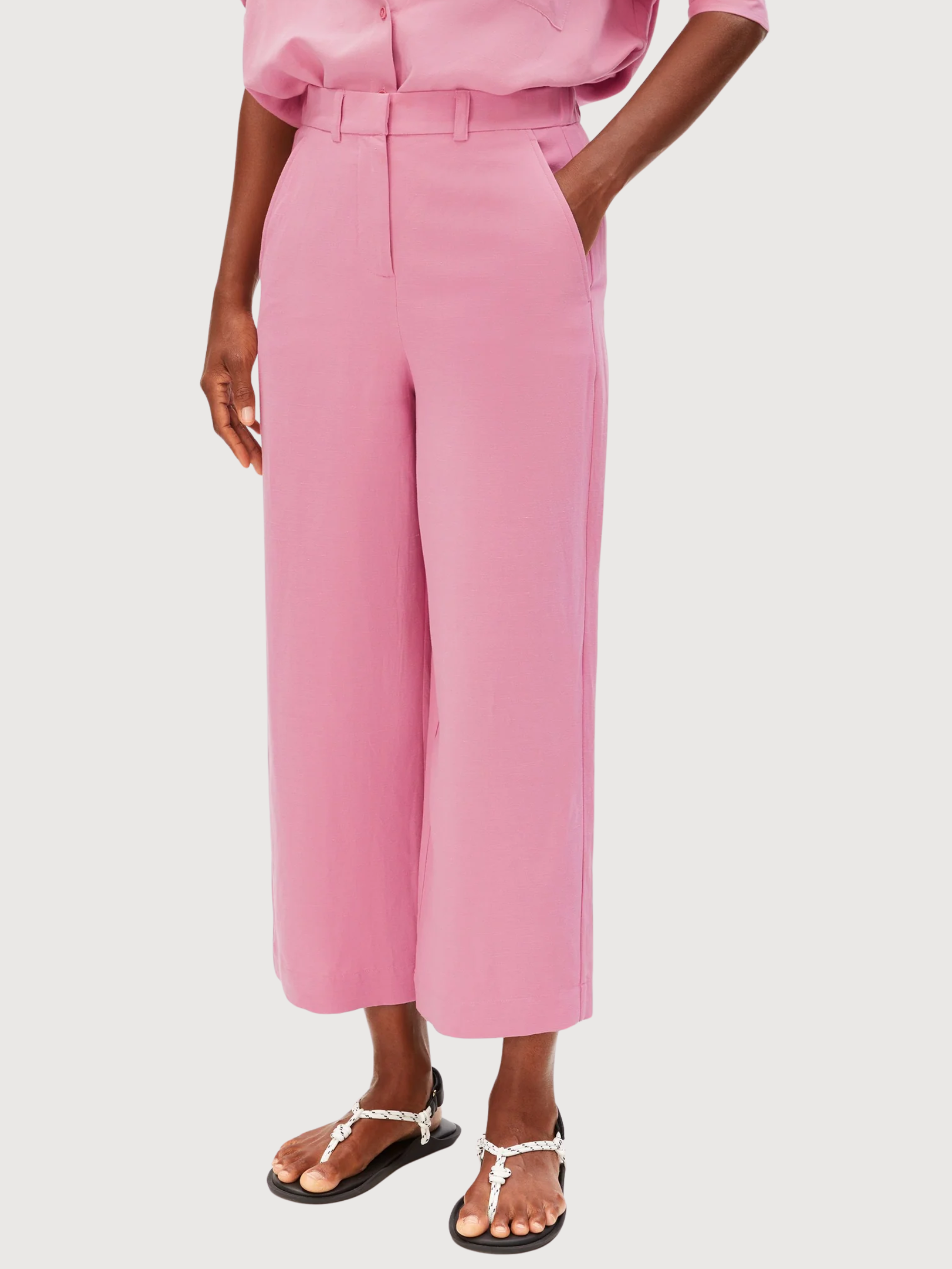 Pantalone Caarunus Lino Washed Berry | Armedangels