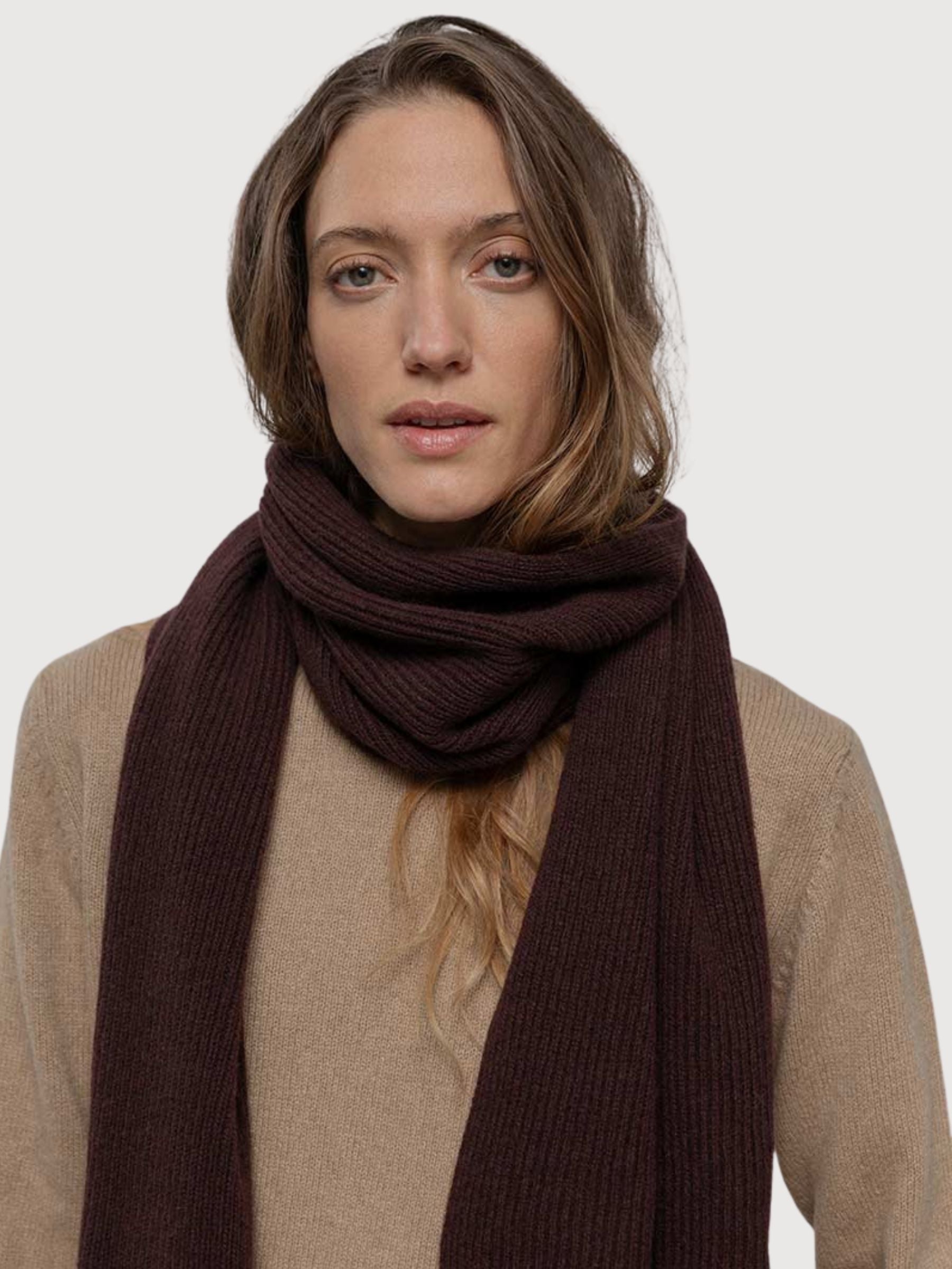 Brown Federico cashmere unisex scarf by RIFÒ, soft and cozy accessory with a stylish drape and textured fabric.