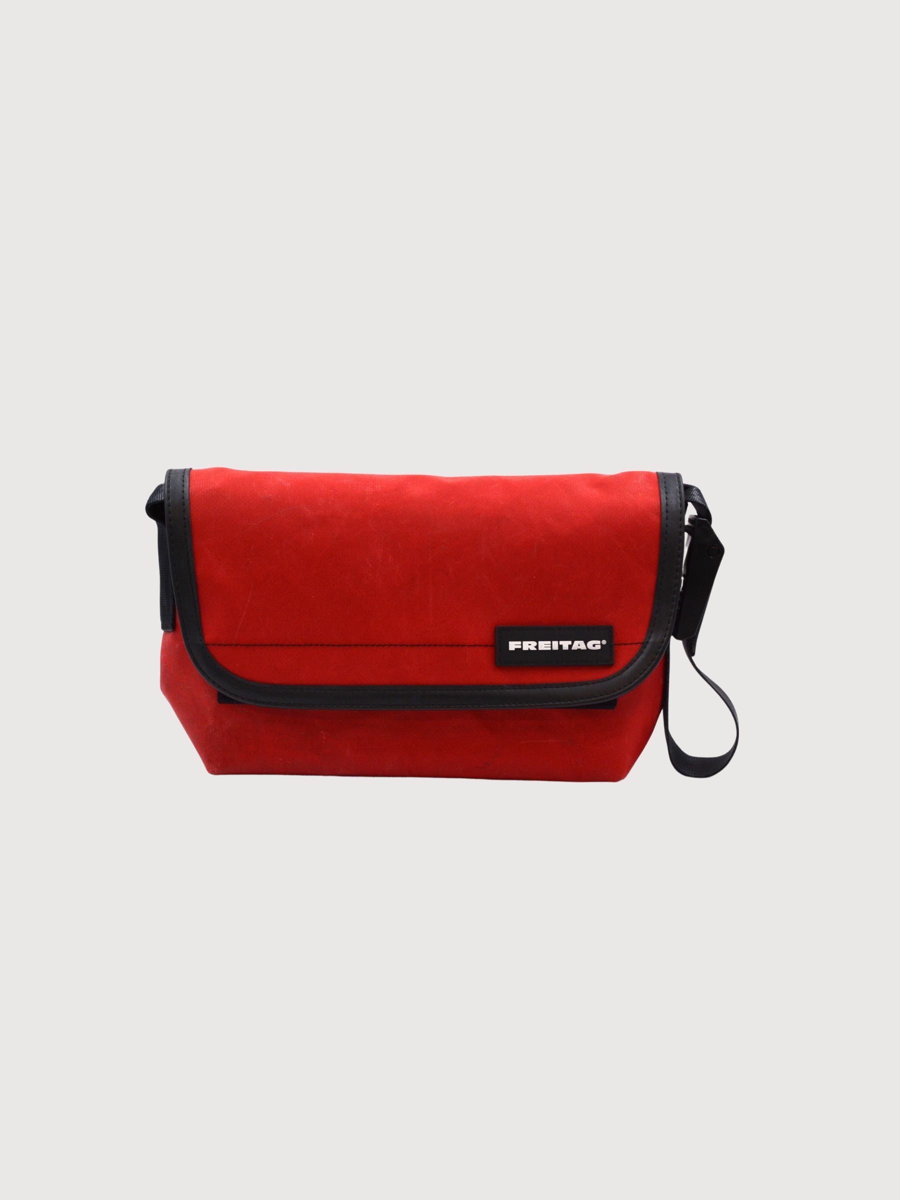HAWAII FIVE Red | Freitag