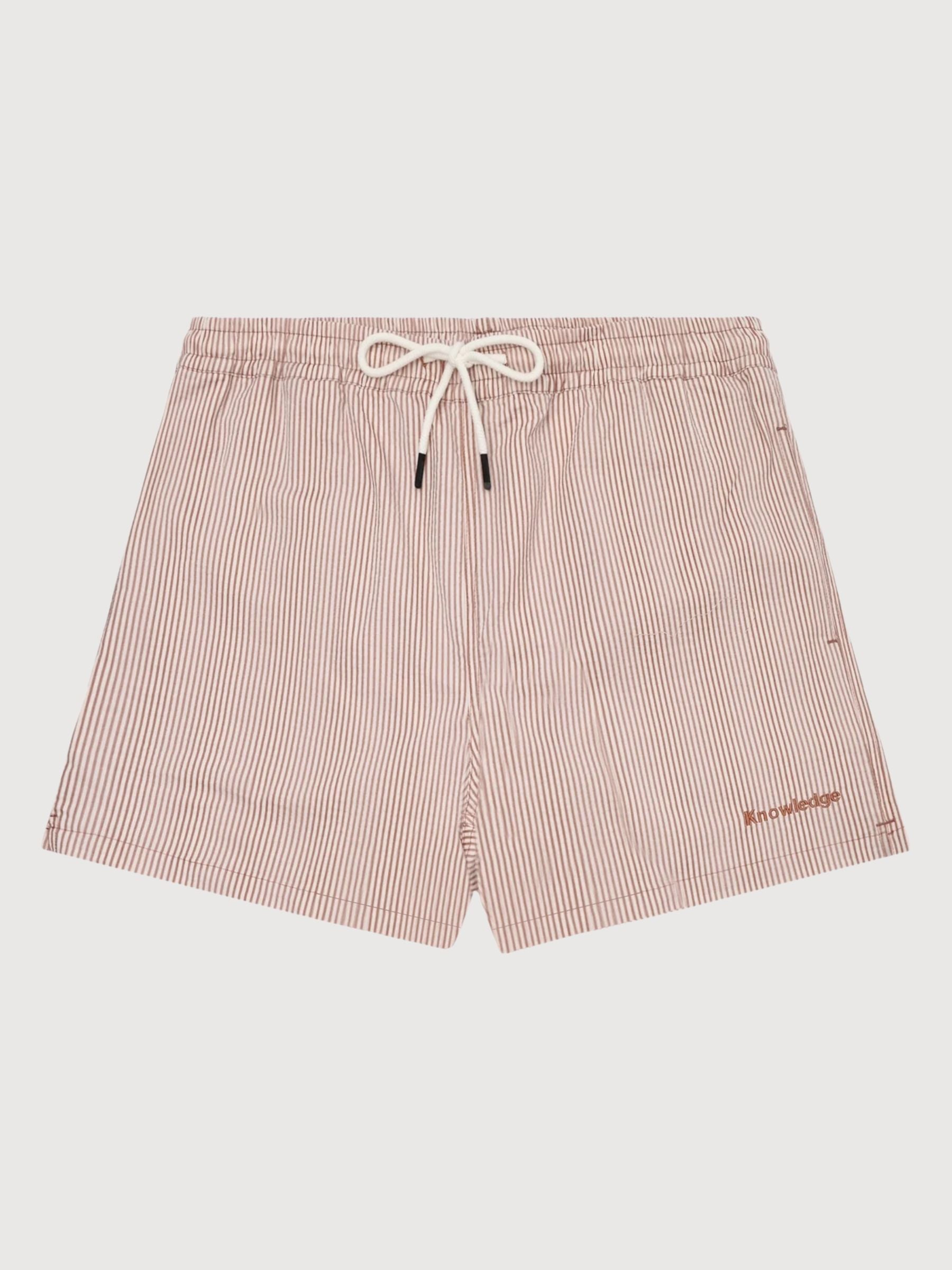 Badeshorts aus Seersucker mit Streifen bis Mitte Oberschenkel | KNOWLEDGE COTTON APPAREL