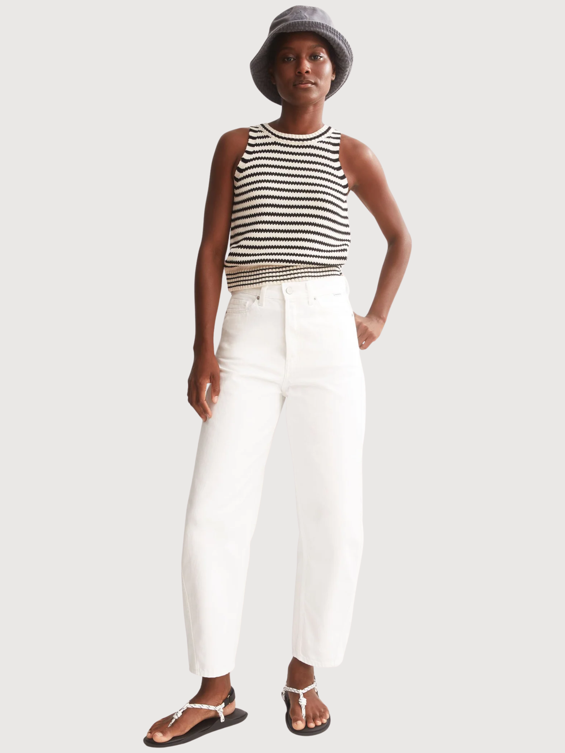 Top a maglia a righe nero non tinto | Armedangels