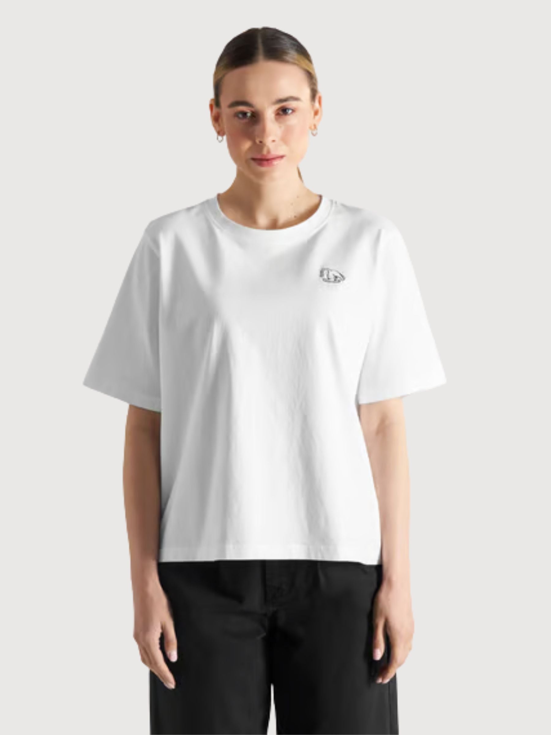 T-Shirt Vadstena Cat Pose White Donna | DEDICATED