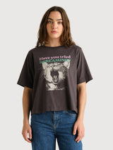 Vadstena Screaming Cat T-shirt | Dedicated