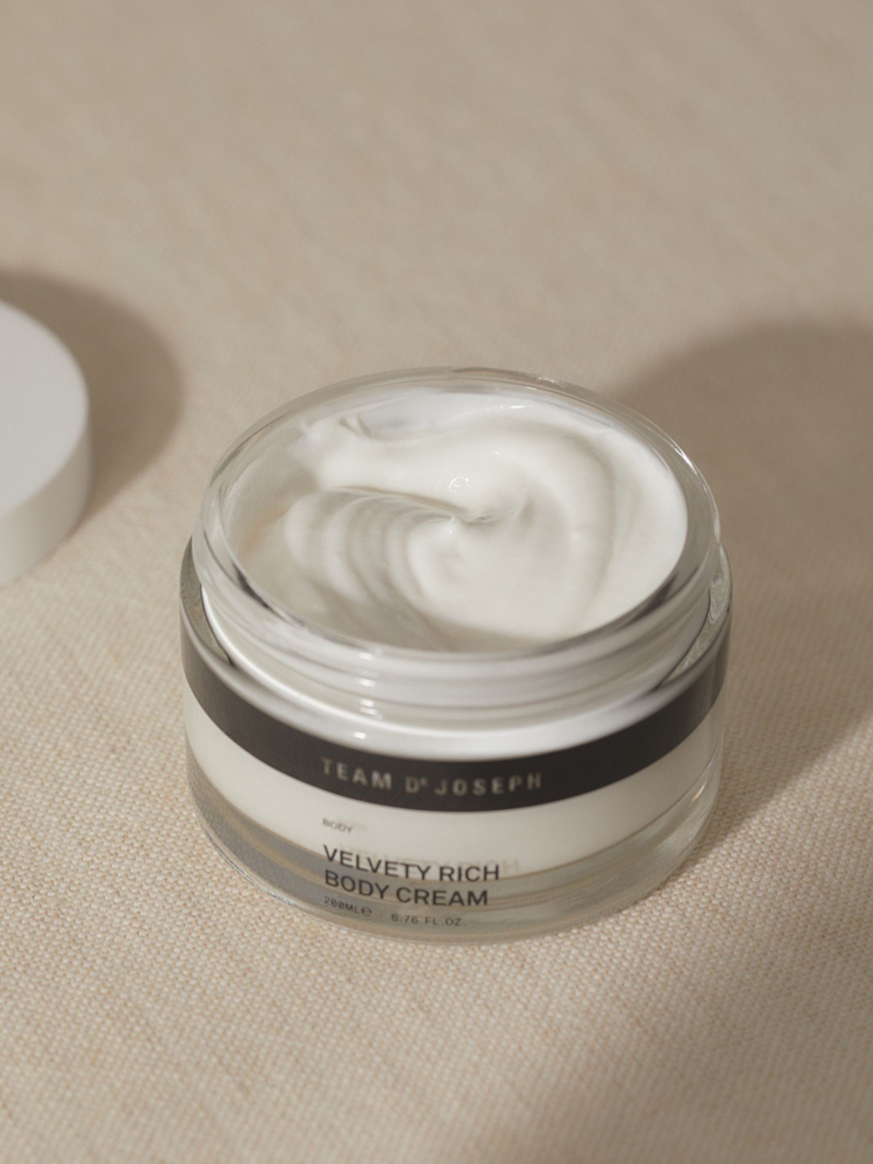 VELVETY RICH BODY CREAM 200ML | Team Dr Joseph
